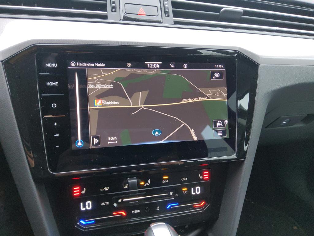 Fahrzeugabbildung Volkswagen Passat Variant TDI Business DSG 4M Standhzg. Matrix Navi AID ACC RFK SH