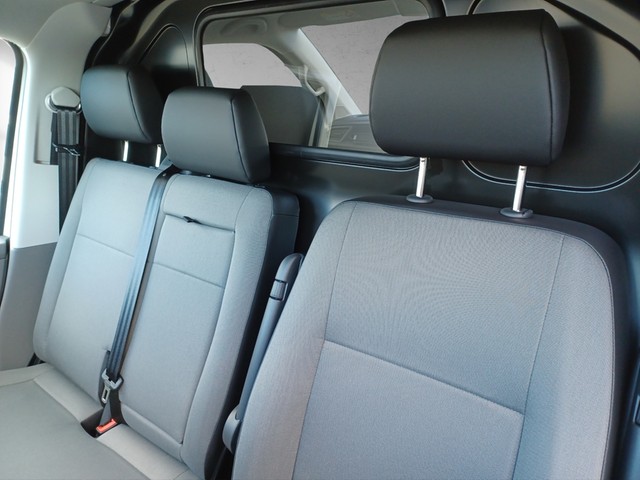 Fahrzeugabbildung Volkswagen T6 Transporter T6.1 TDI Kasten LED AHK Klima RFK DAB SH