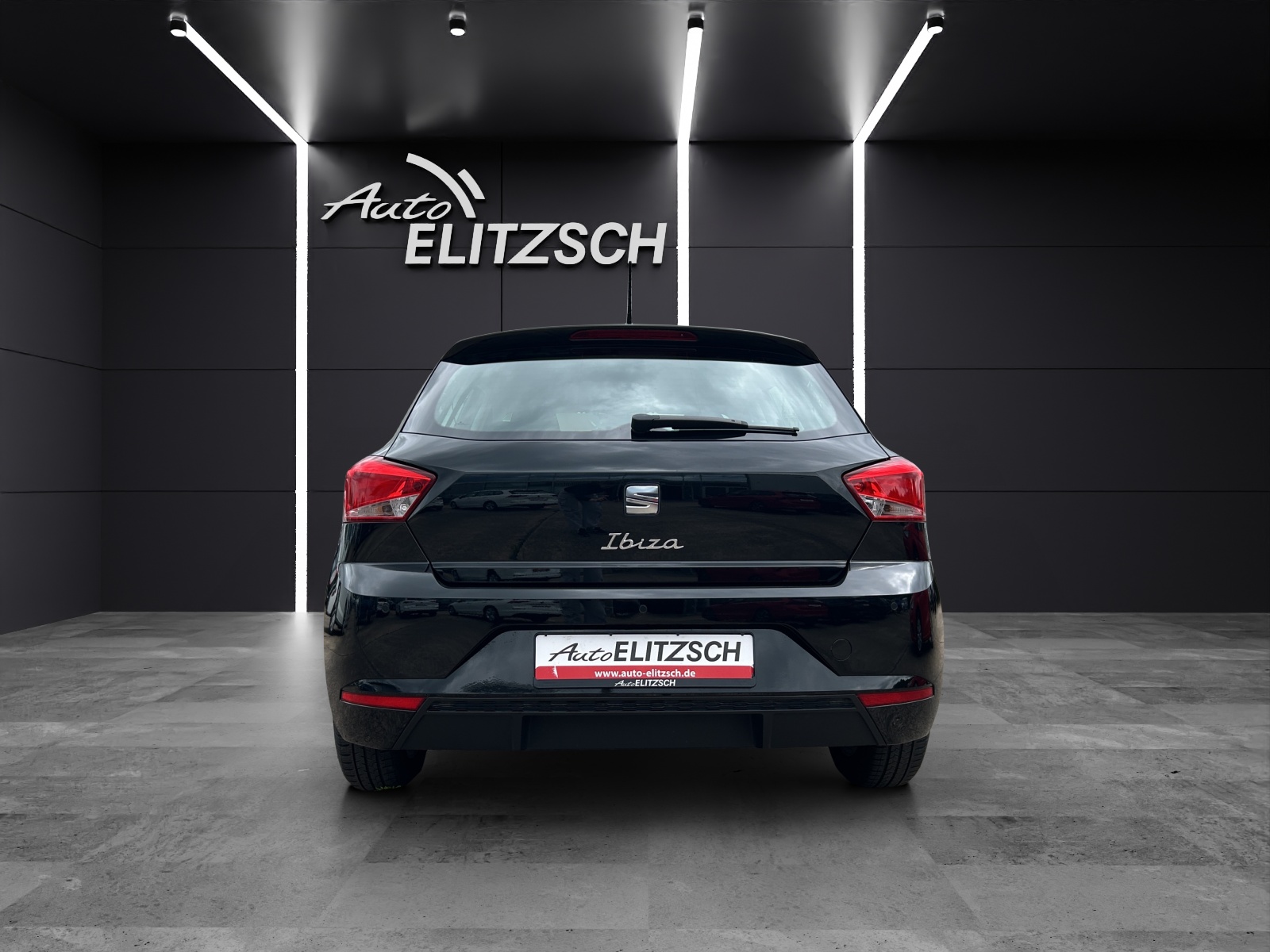 Fahrzeugabbildung SEAT Ibiza TSI Style DSG LED PDC CarPlay GRA SH
