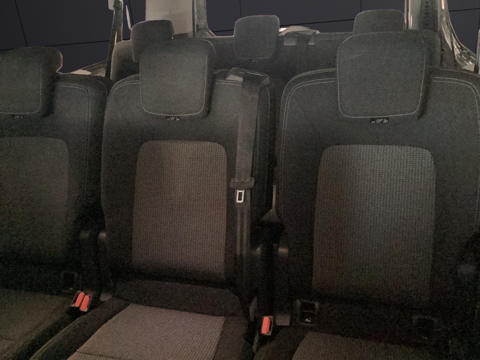 Fahrzeugabbildung Volkswagen Transporter Kombi TDI 81 kW LR AHK KLIMA ASSISTENZ PAKET