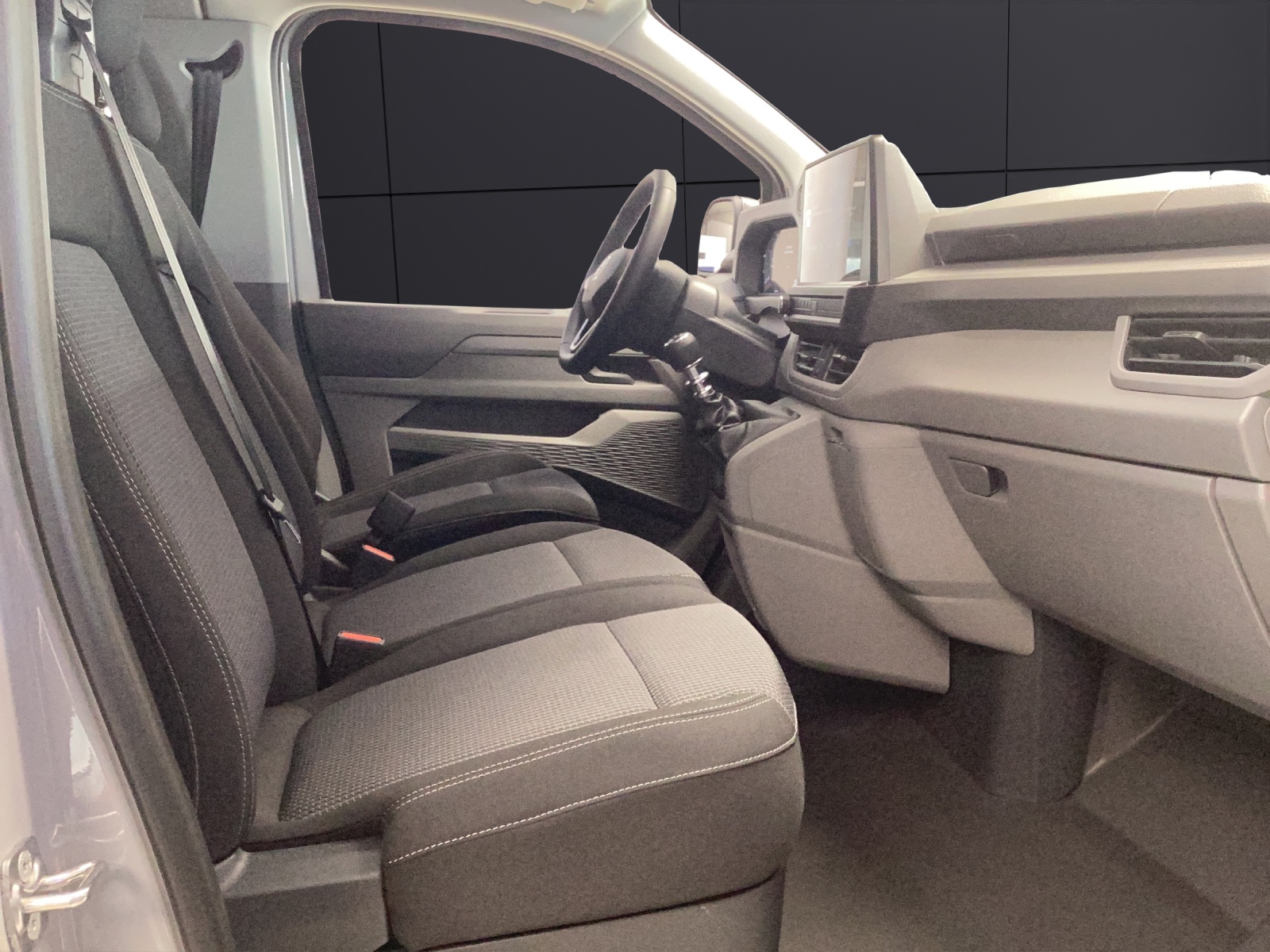 Fahrzeugabbildung Volkswagen Transporter Kombi TDI 81 kW LR AHK KLIMA ASSISTENZ PAKET