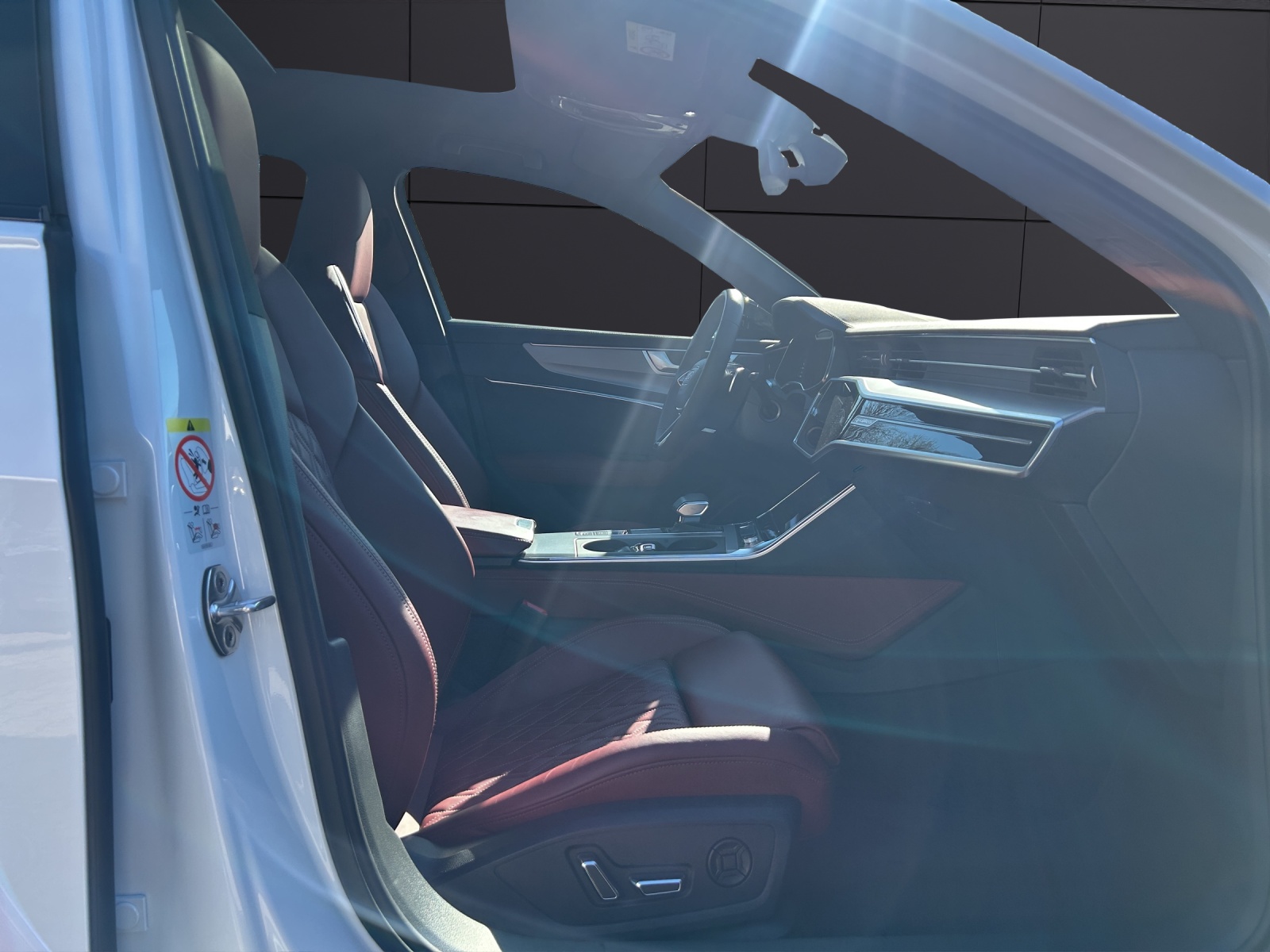 Fahrzeugabbildung Audi S6 Avant TDI quattro HD MATRIX AHZV PANO RFK ACC