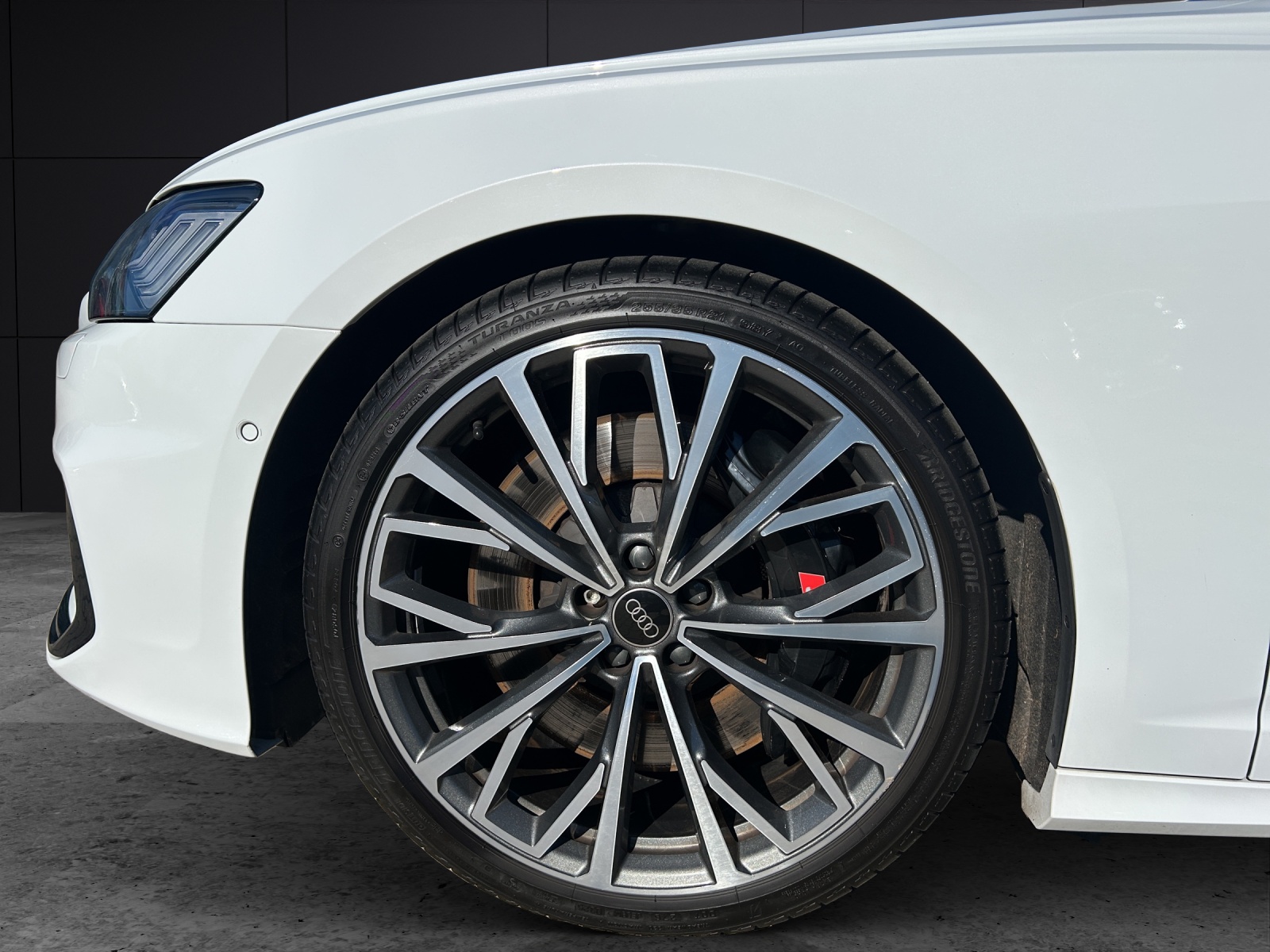 Fahrzeugabbildung Audi S6 Avant TDI quattro HD MATRIX AHZV PANO RFK ACC