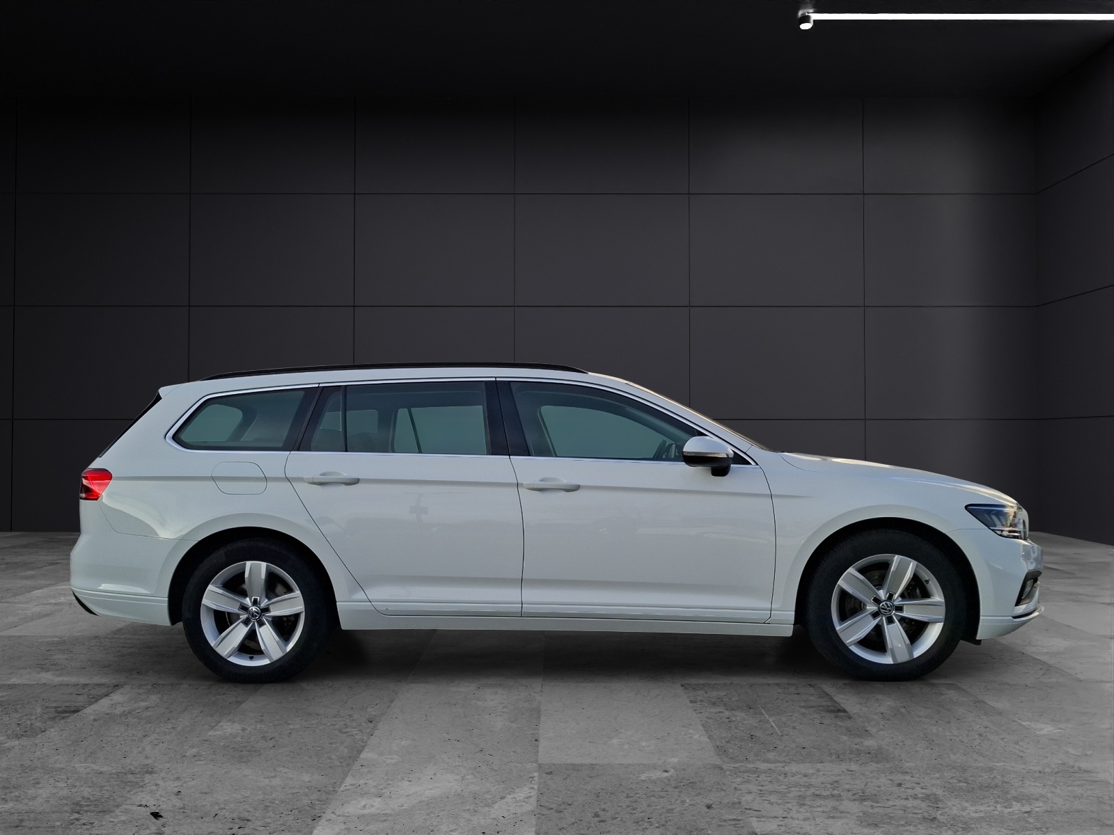 Fahrzeugabbildung Volkswagen Passat Variant TDI Business DSG Standhzg LED Navi ACC RFK SH