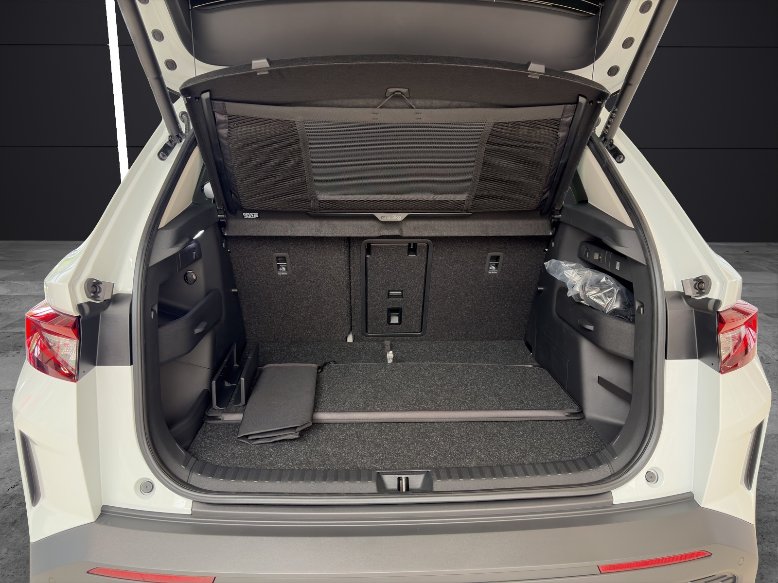 Fahrzeugabbildung SKODA Elroq Selection 60 AHK MATRIX