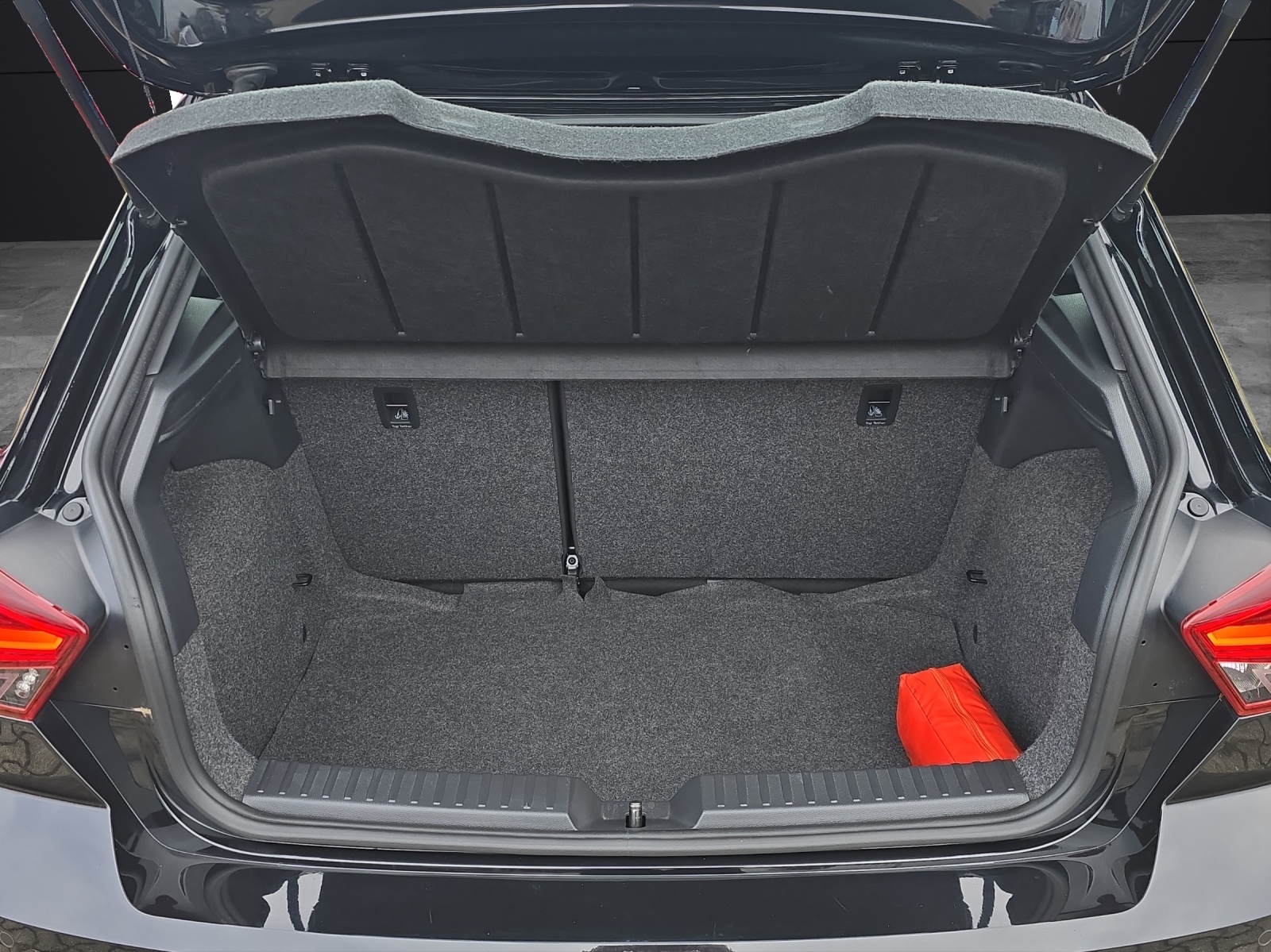 Fahrzeugabbildung SEAT Ibiza FR Beats 1.0 TSI KAMERA ACC NAVI