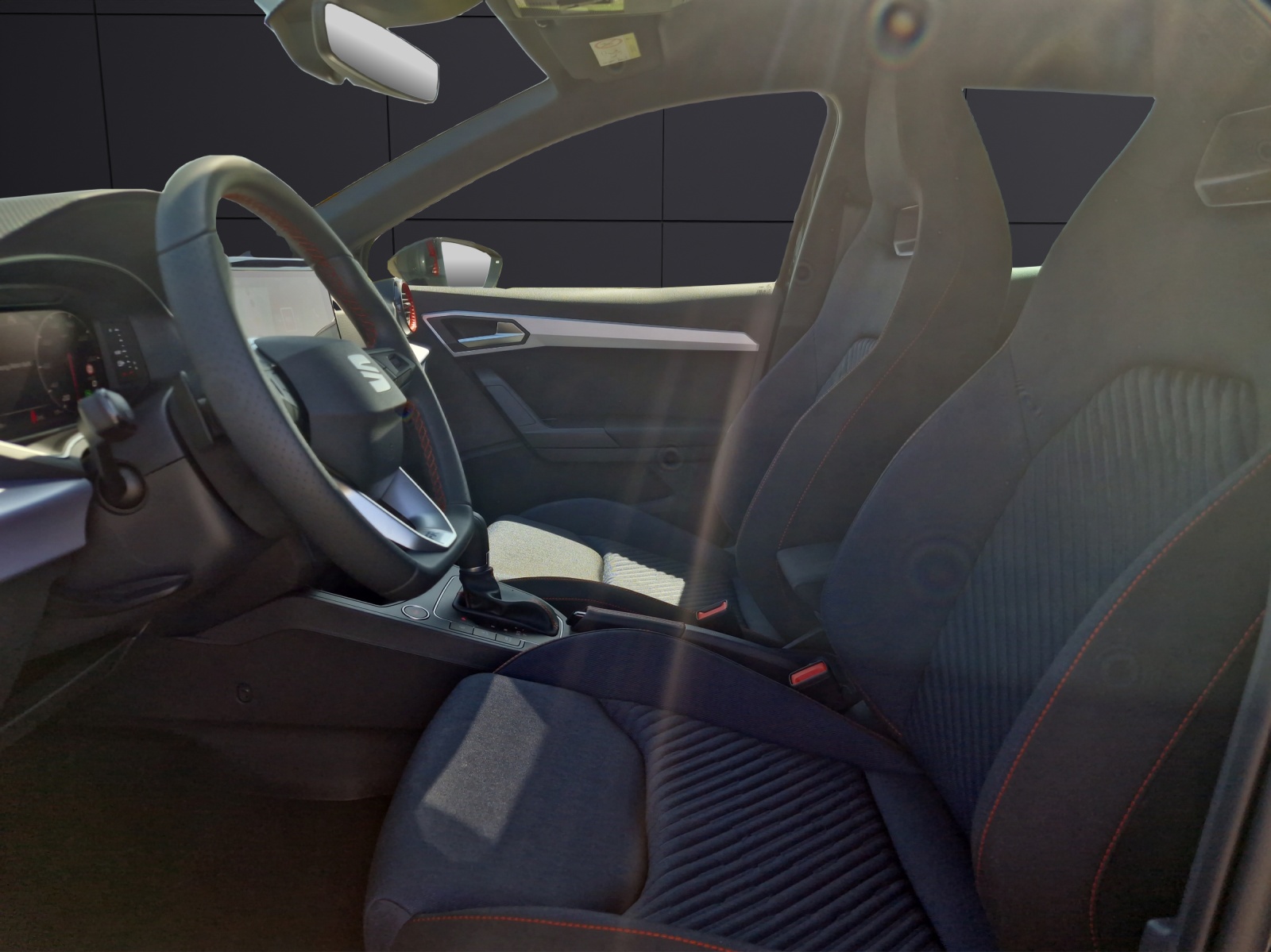Fahrzeugabbildung SEAT Ibiza FR Black Edition 1.0 TSI DSG Klima, LED, Rückfahrkamera