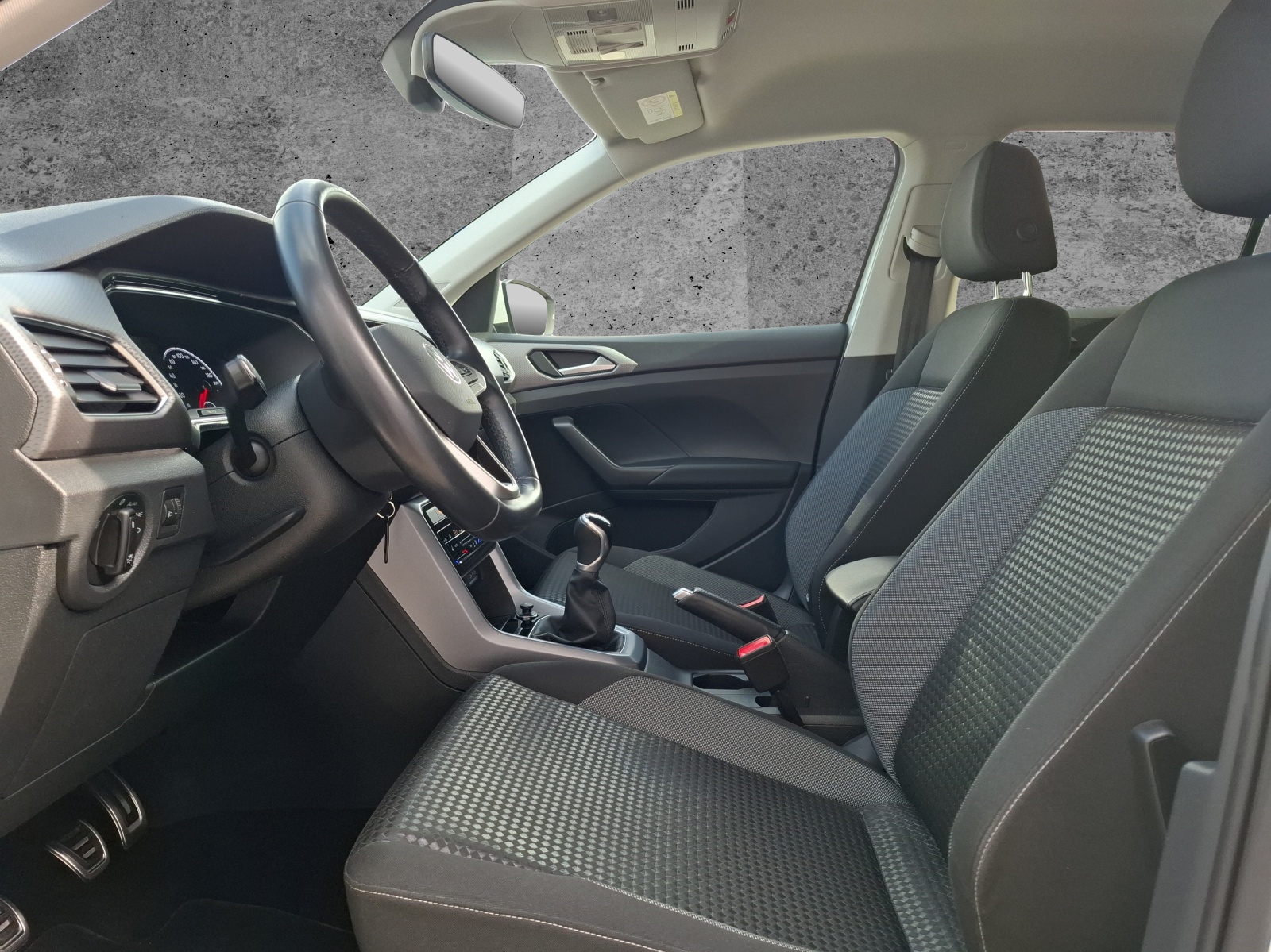 Fahrzeugabbildung Volkswagen T-Cross TSI Active Navi ACC PDC SH LM