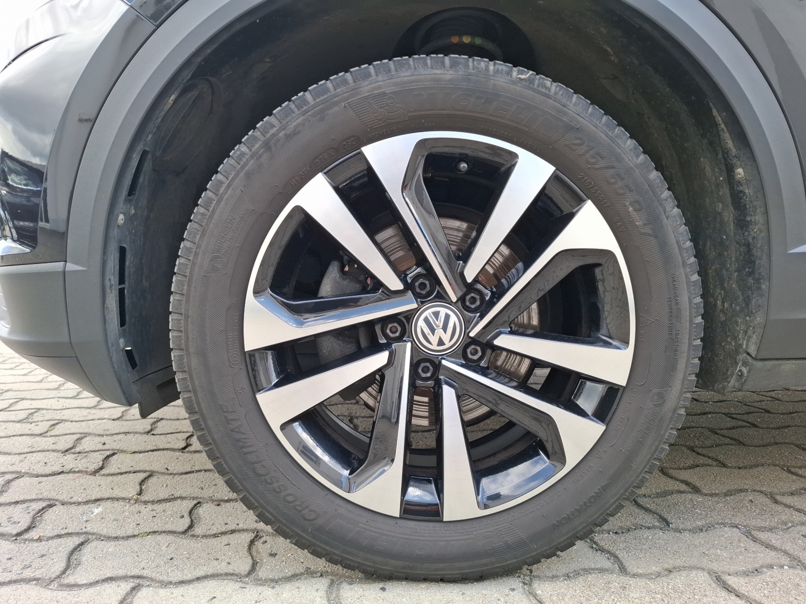 Fahrzeugabbildung Volkswagen T-Roc TSI United Navi ACC PDC SH LM