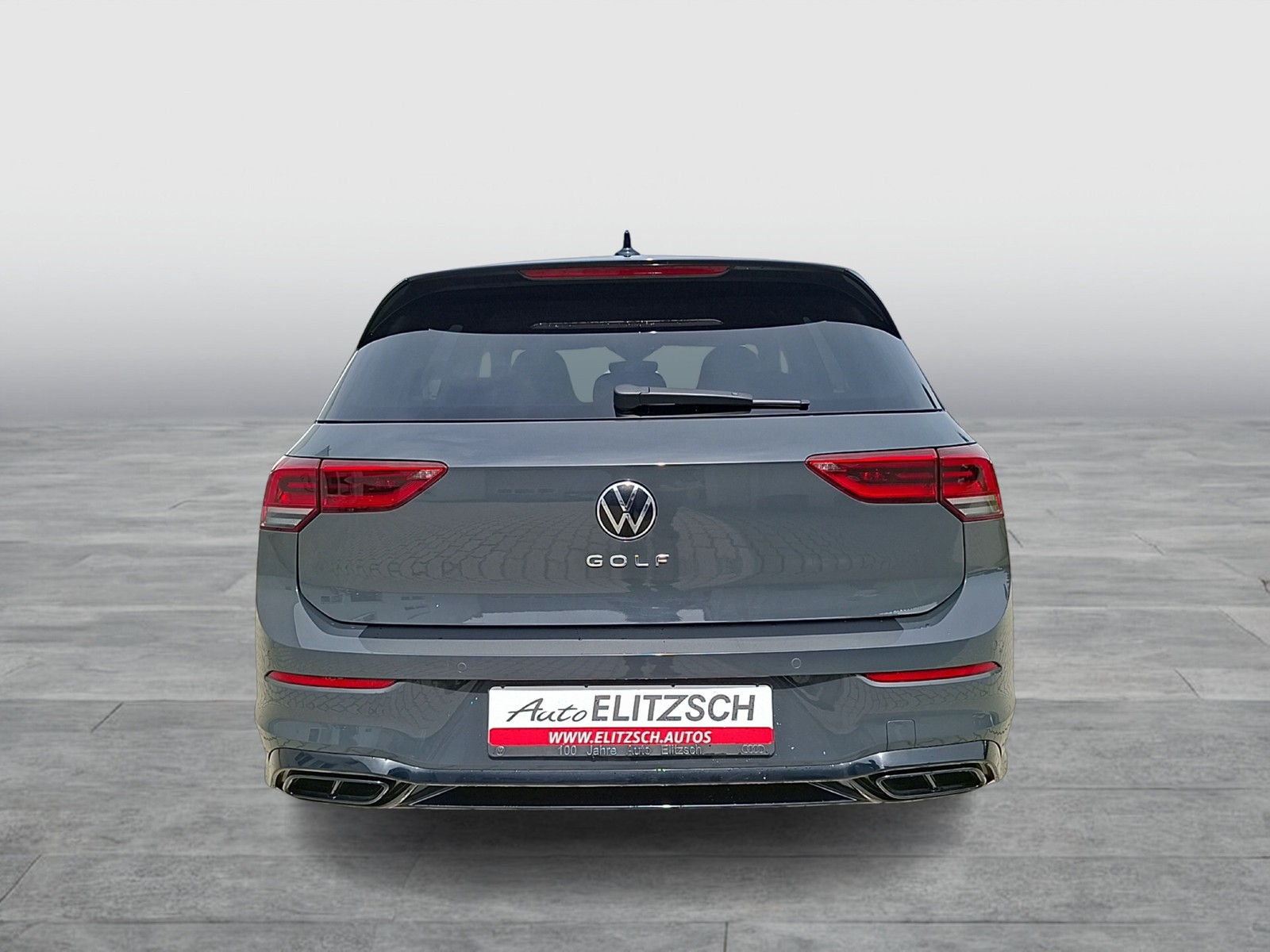 Fahrzeugabbildung Volkswagen Golf VIII TSI R-Line LEDplus CarPlay AID ACC Herman Pano PDC SH 18