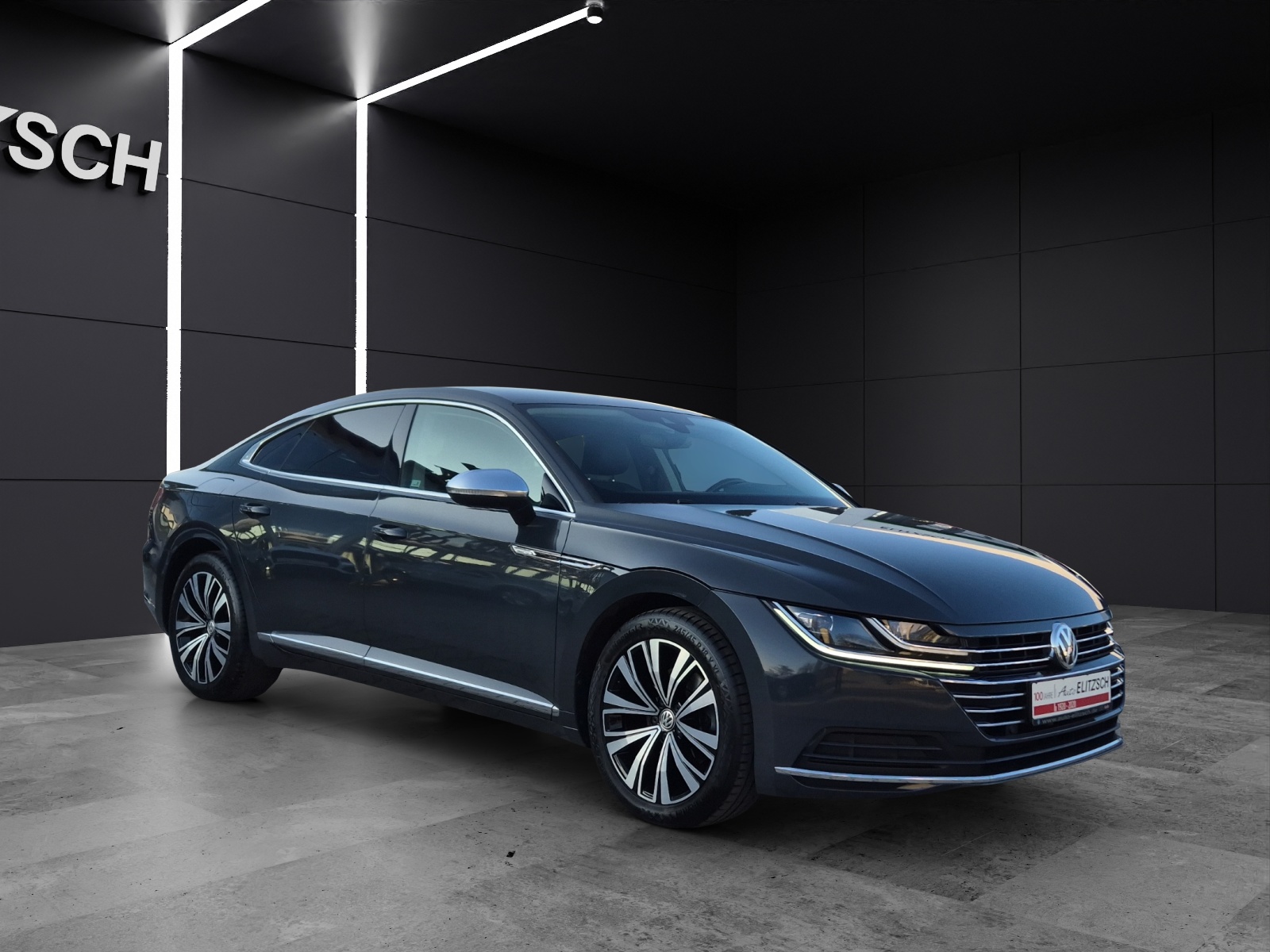 Fahrzeugabbildung Volkswagen Arteon Elegance TSI DSG LED AHK SH PDC Navi Klima