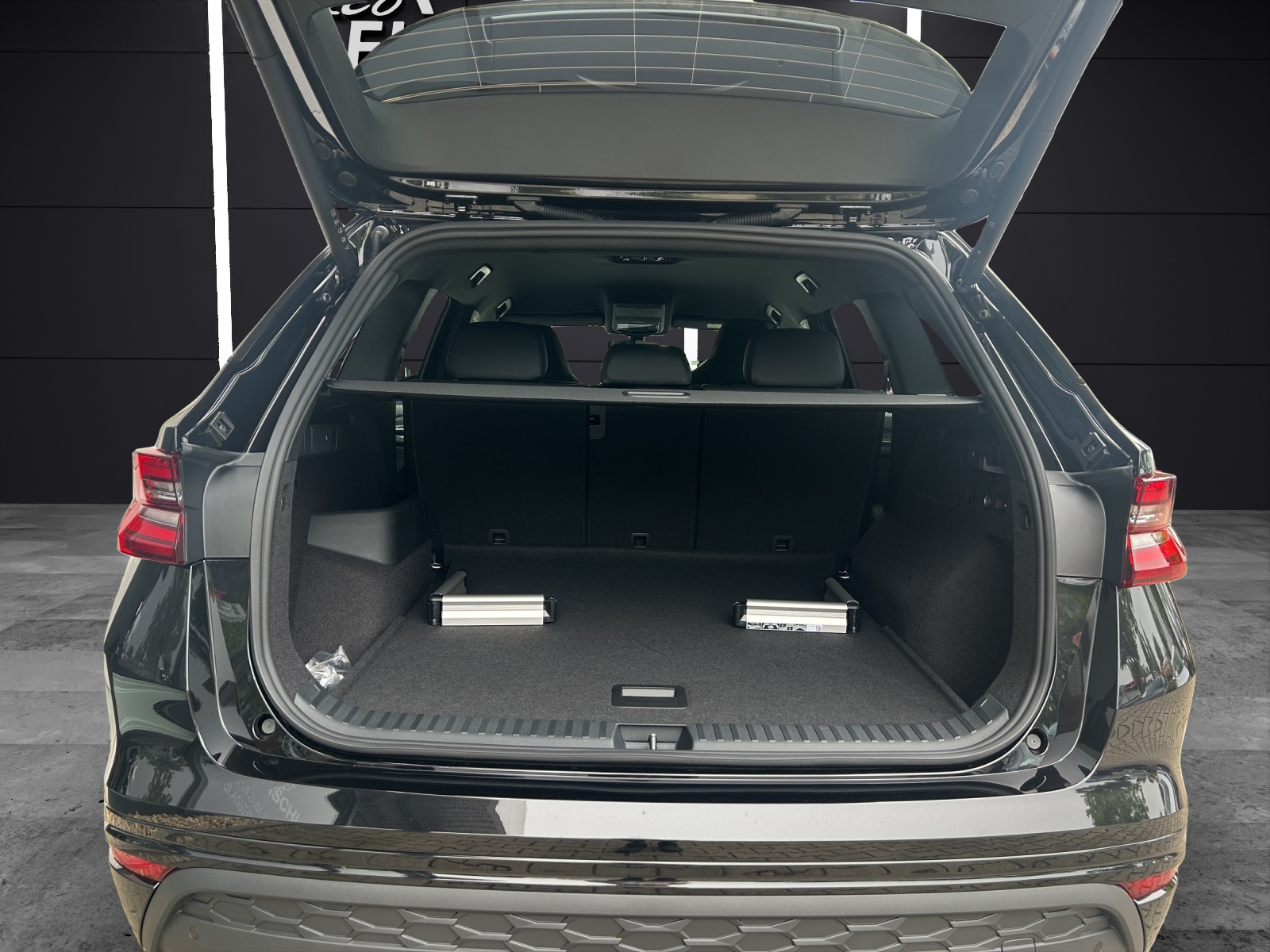 Fahrzeugabbildung SKODA Kodiaq 2.0 TDI 4x4 Sportline MATRIX AHK