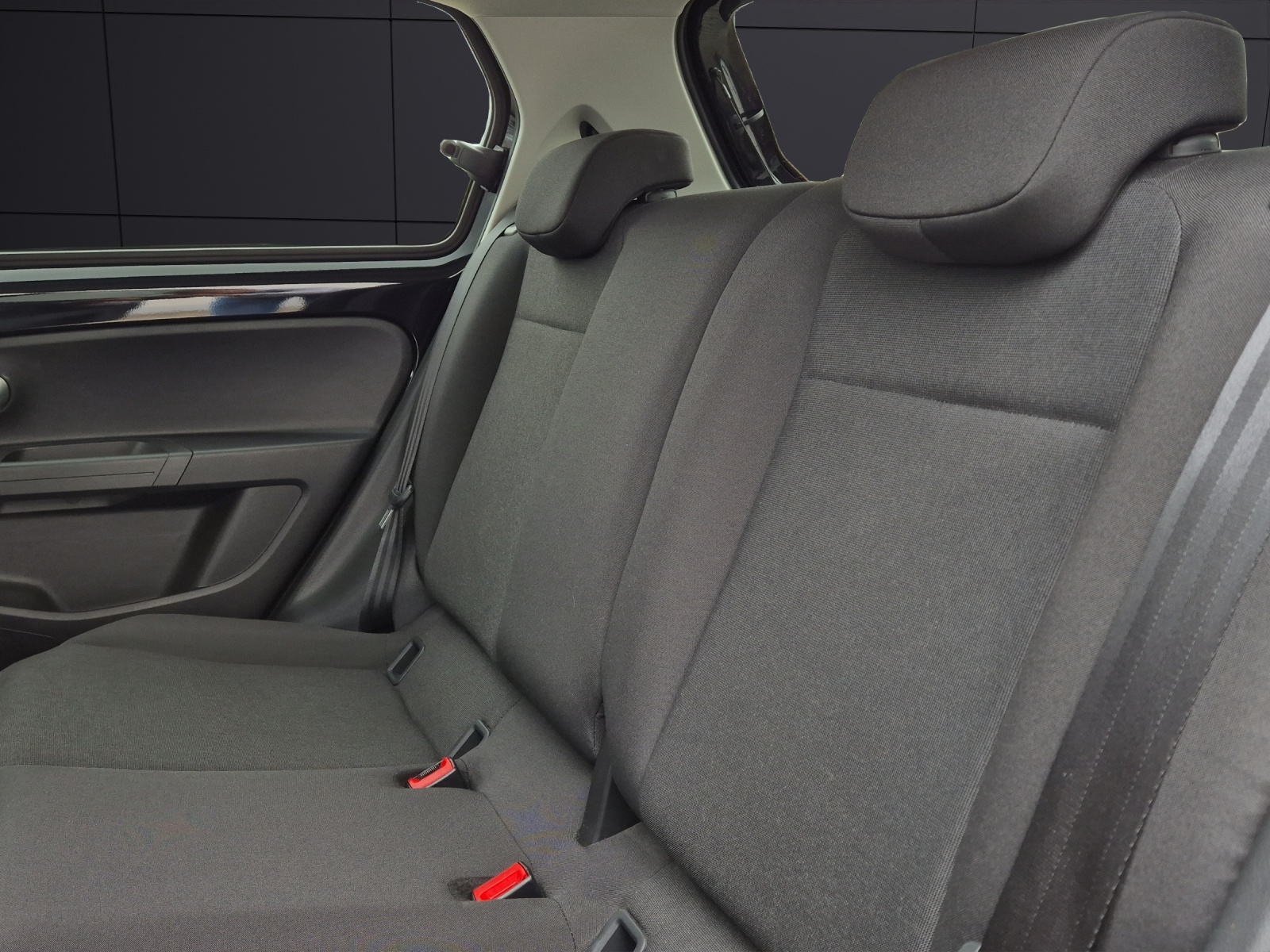 Fahrzeugabbildung Volkswagen up! e-up! Style Plus Matrix AID Klima GRA PDC SH LM