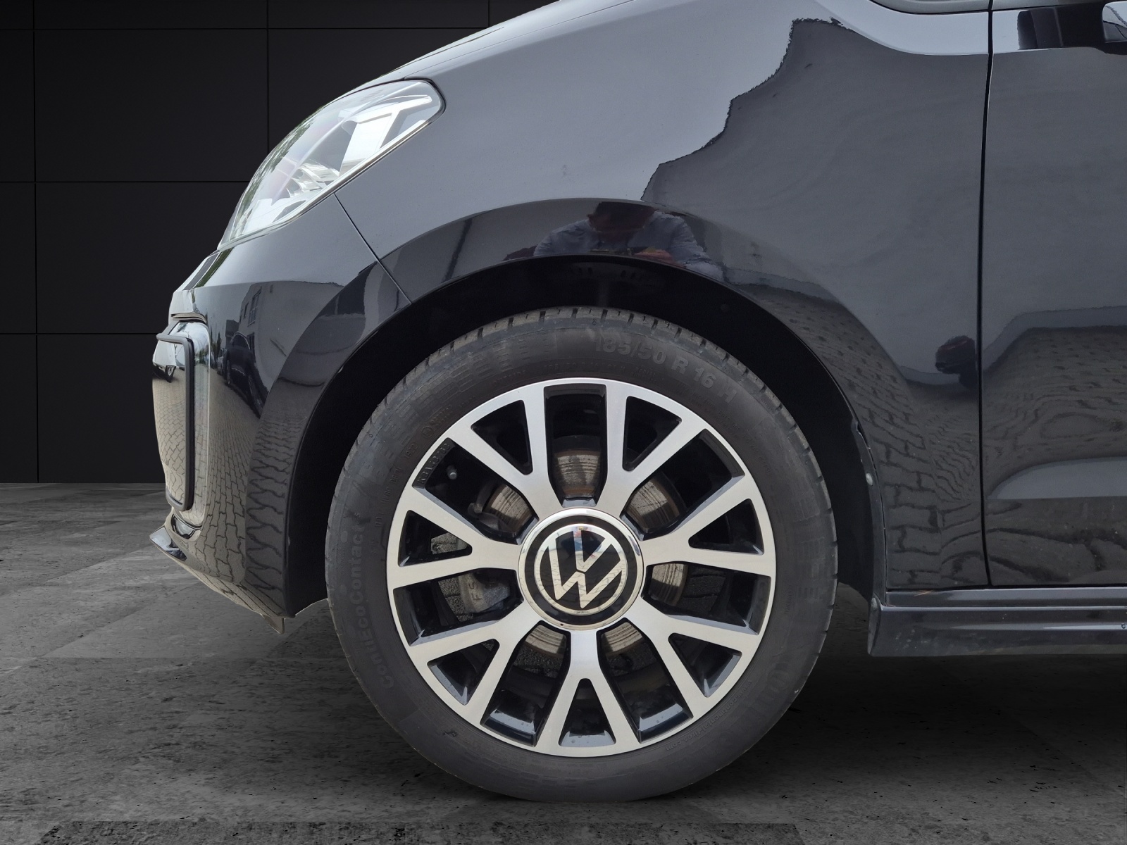 Fahrzeugabbildung Volkswagen up! e-up! Style Plus Matrix AID Klima GRA PDC SH LM