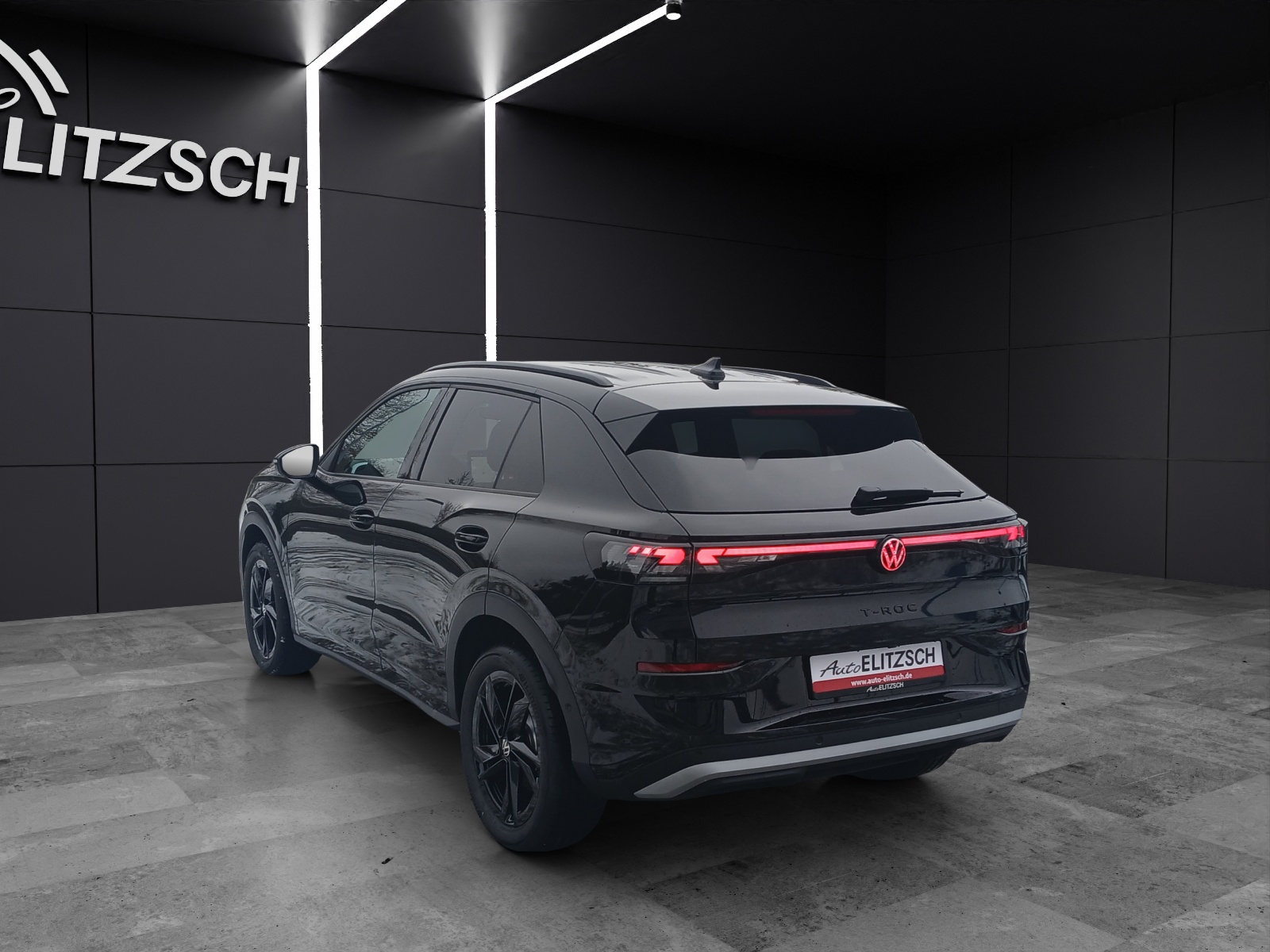 Fahrzeugabbildung Volkswagen T-Roc Style Head Up NAVI DAB ACC