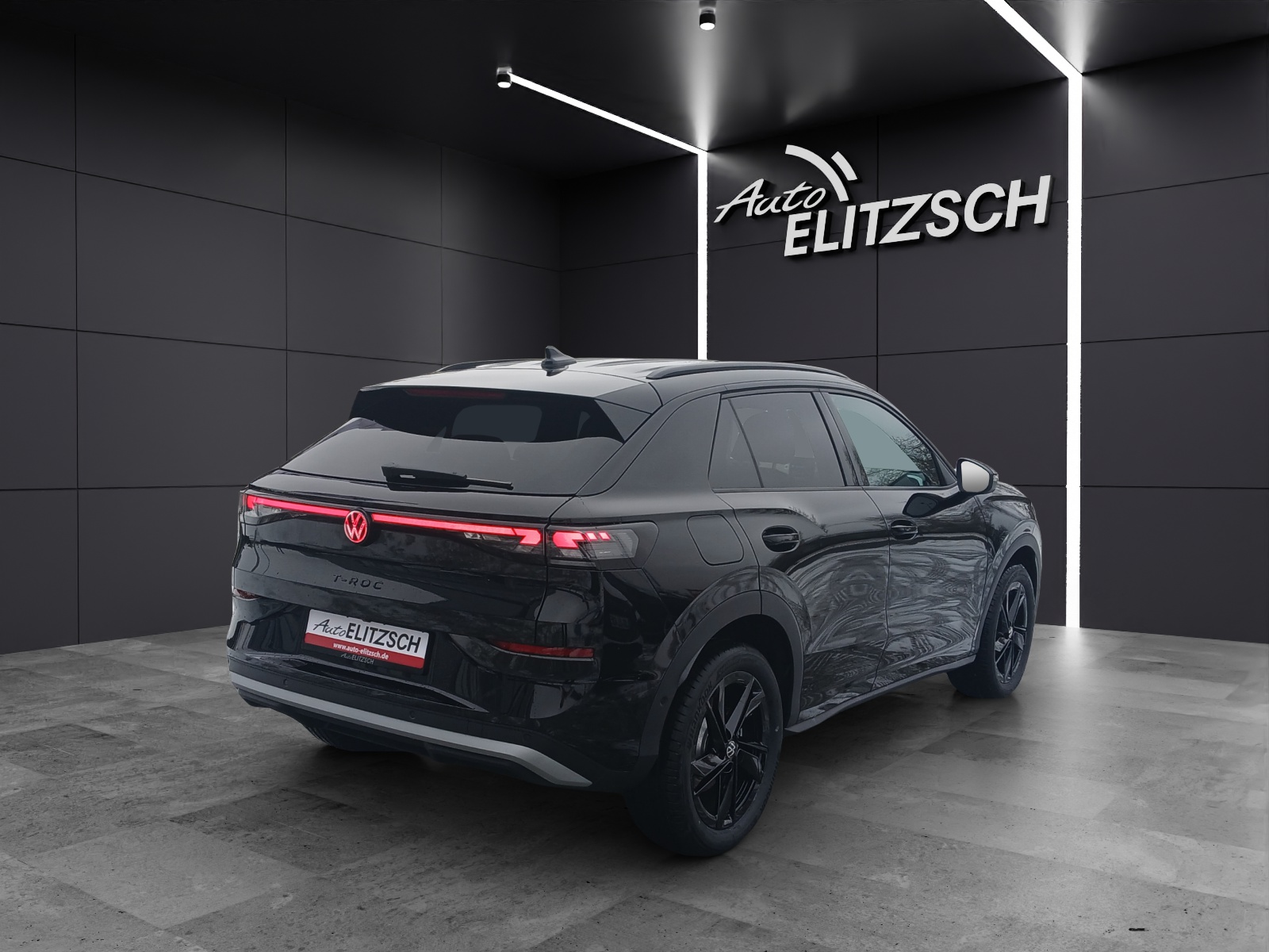 Fahrzeugabbildung Volkswagen T-Roc Style Head Up NAVI DAB ACC