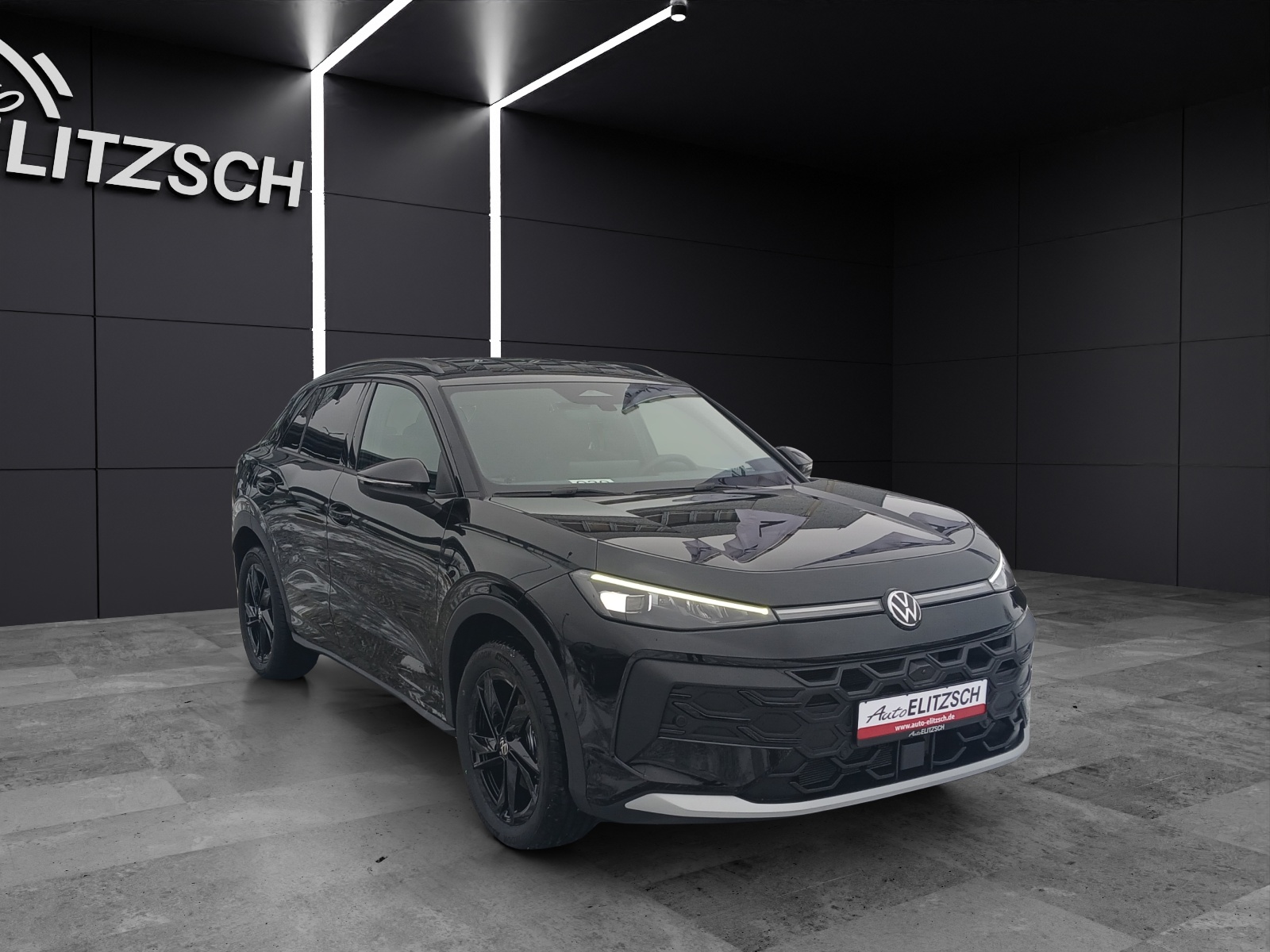 Fahrzeugabbildung Volkswagen T-Roc Style Head Up NAVI DAB ACC