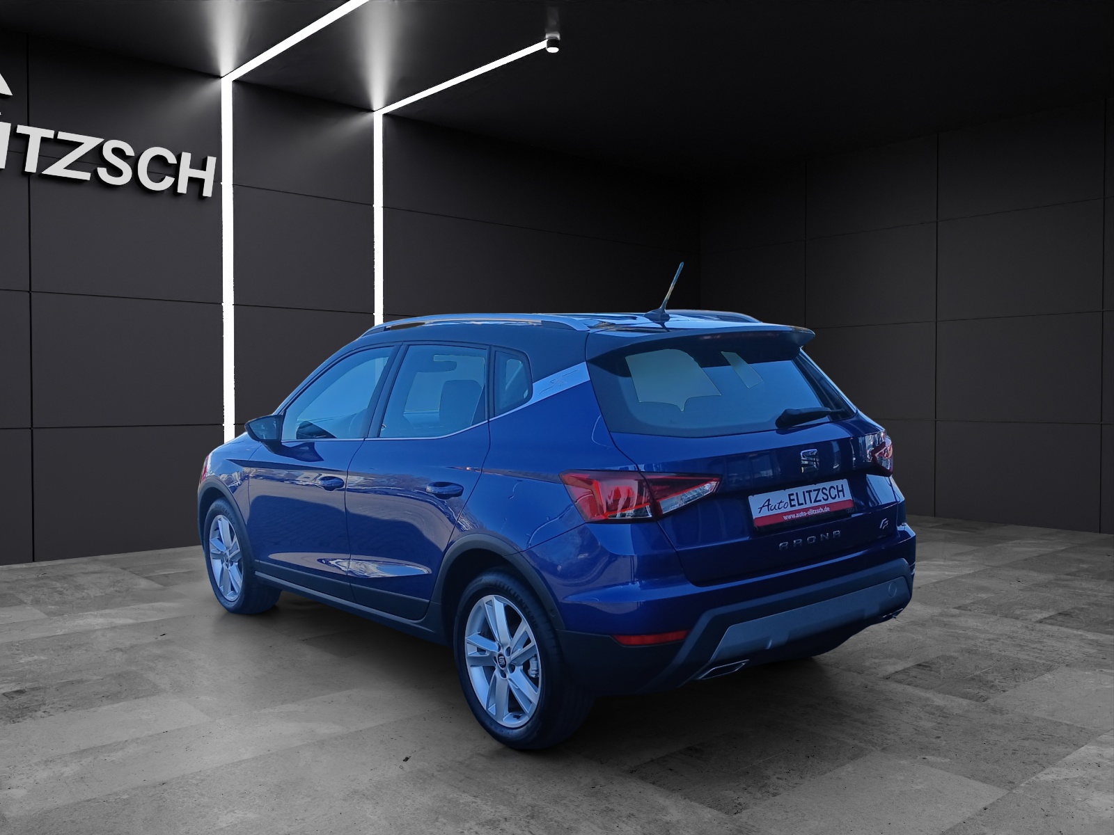 Fahrzeugabbildung SEAT Arona TSI FR Beats AHK PDC ACC LED Navi Kamera