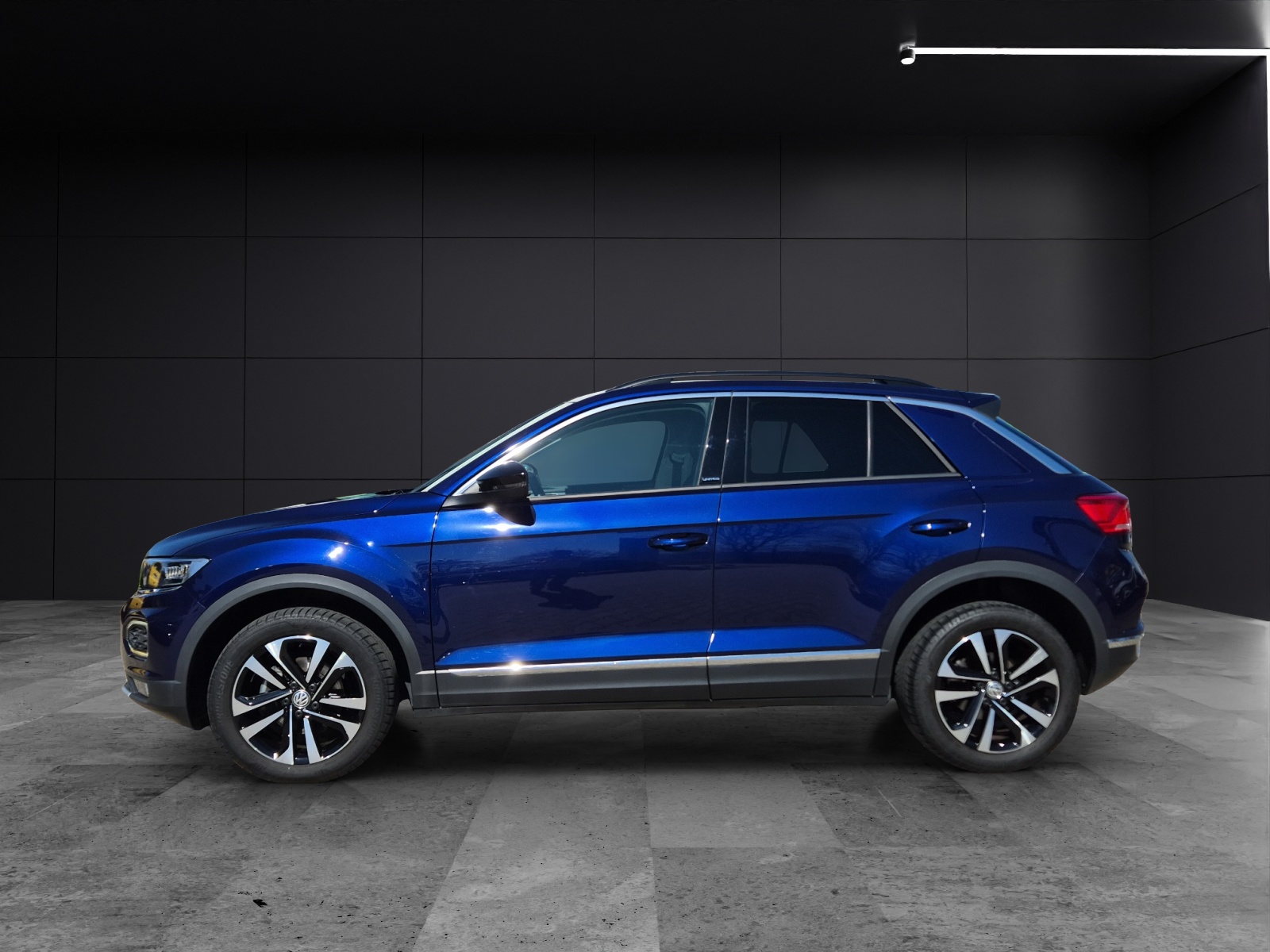 Fahrzeugabbildung Volkswagen T-Roc TSI United LED ACC AHK PANO NAVI LED ACC AHK PANO NAVI