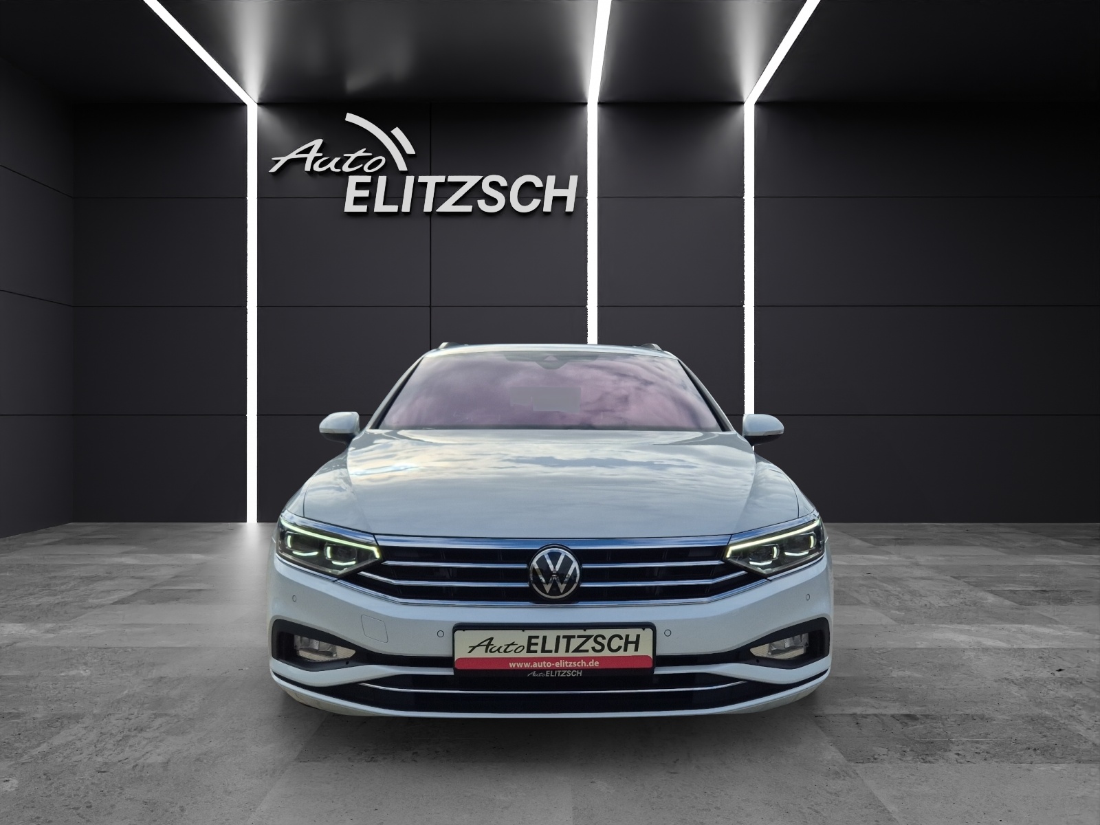 Fahrzeugabbildung Volkswagen Passat Variant TDI Business DSG Matrix AHK Navi Pano ACC RFK SH