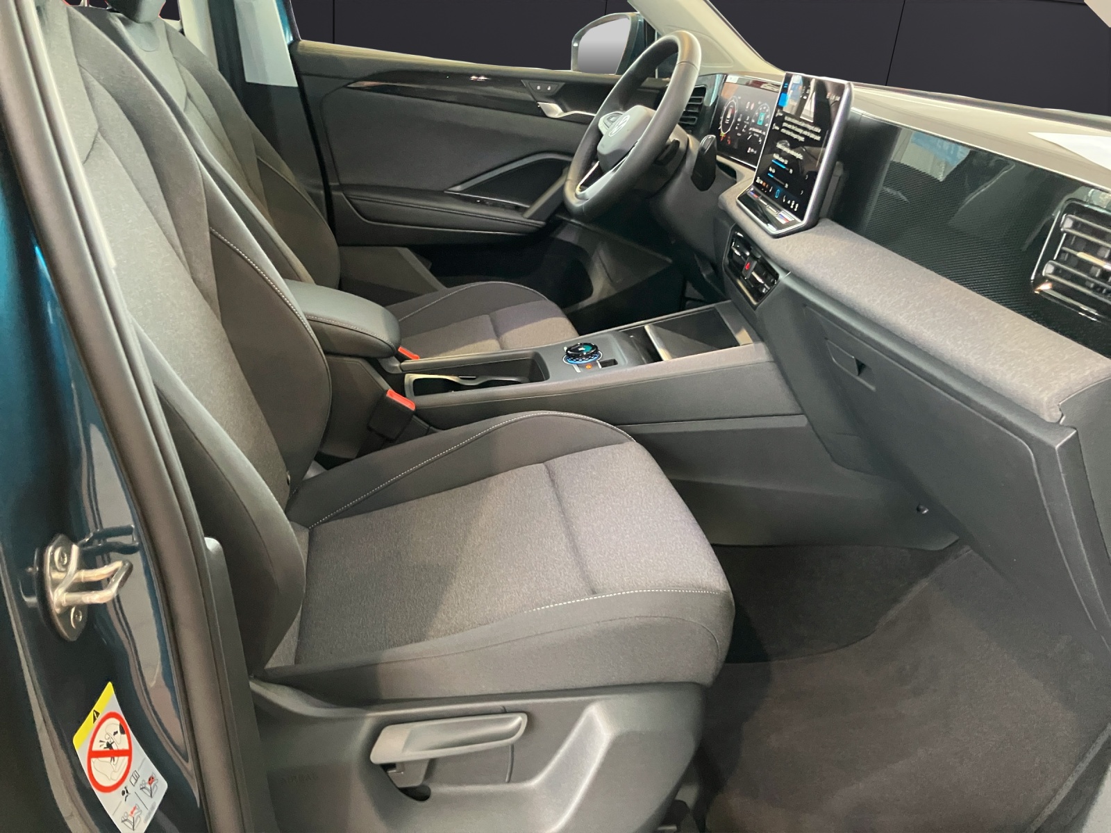 Fahrzeugabbildung Volkswagen Tiguan TSI AHZV LED DAB