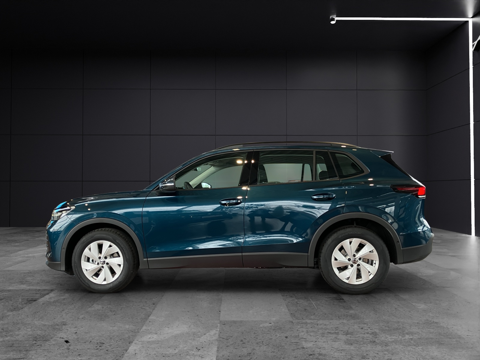 Fahrzeugabbildung Volkswagen Tiguan TSI AHZV LED DAB