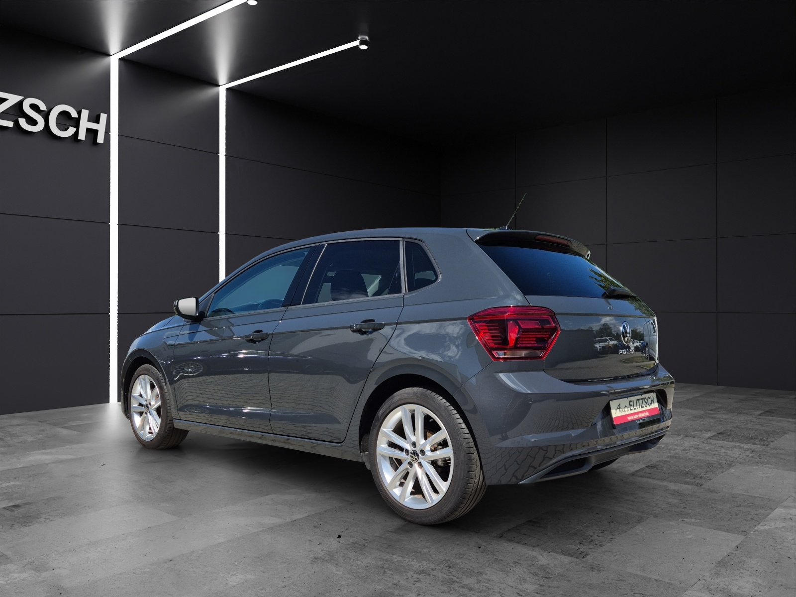 Fahrzeugabbildung Volkswagen Polo TSI DSG Highline Navi AID RFK SH LM