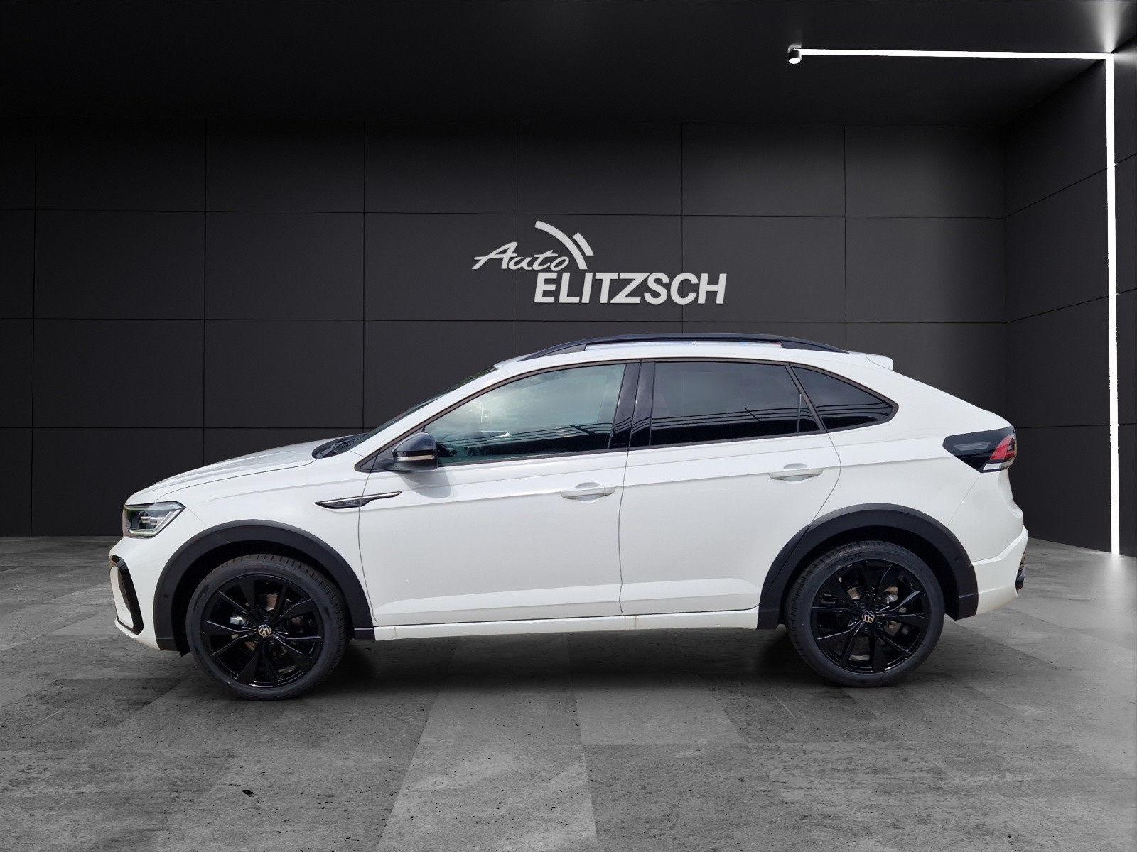 Fahrzeugabbildung Volkswagen Taigo R-line DSG Matrix Navi AID ACC RFK SH LM