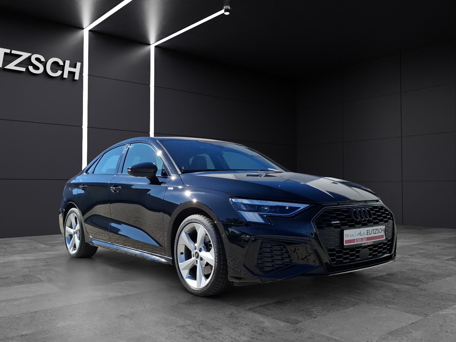 Fahrzeugabbildung Audi A3 Limousine 40 TFSI quattro S-line S-tronic Matrix Navi AVC ACC