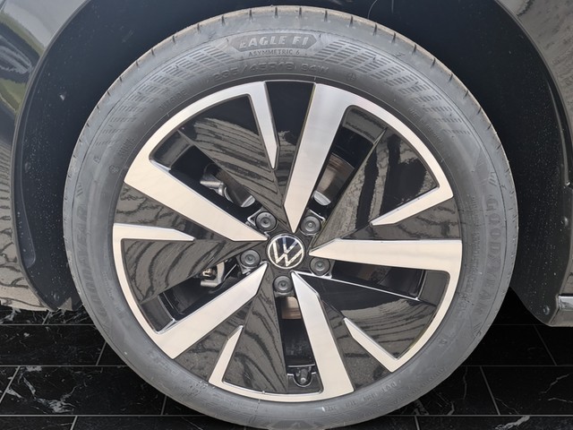 Fahrzeugabbildung Volkswagen Passat 1.5 eTSI 110 kW Business