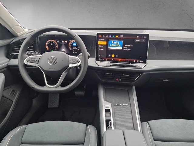Fahrzeugabbildung Volkswagen Passat 1.5 eTSI 110 kW Business