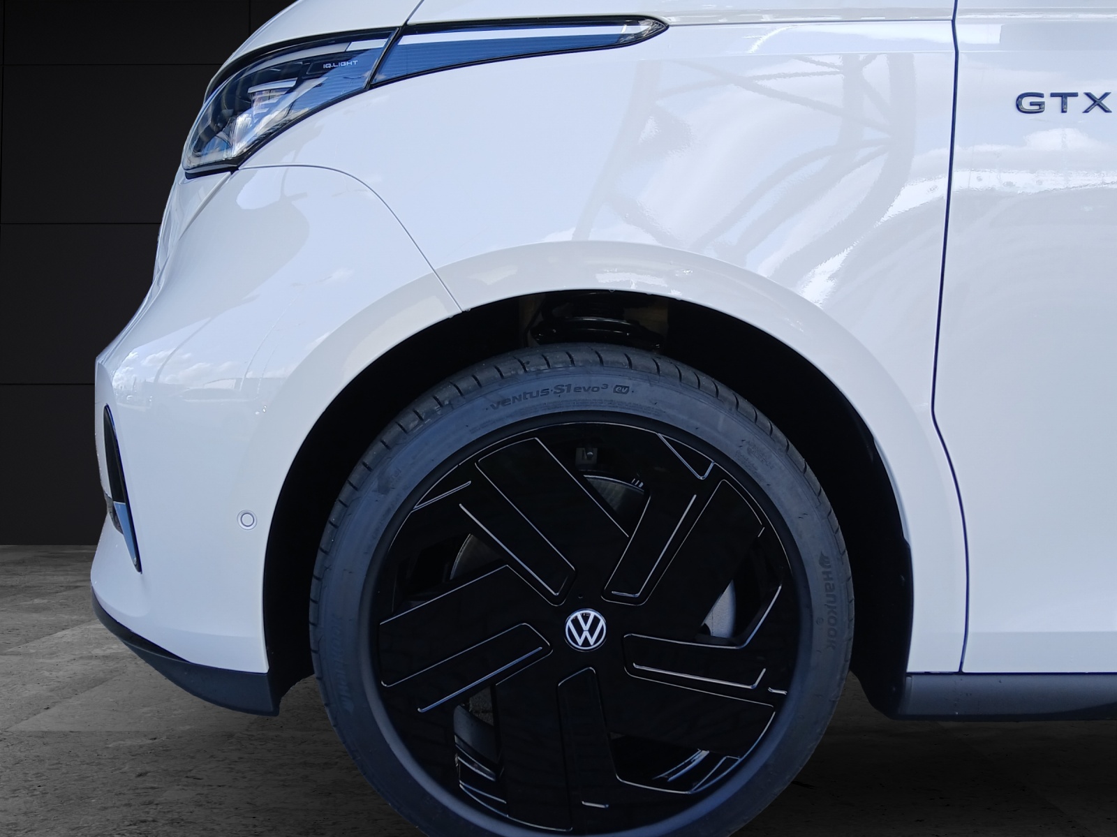 Fahrzeugabbildung Volkswagen ID. Buzz GTX 250 kW 4M IQ. Light, AHK, NAVI, ACC uvm