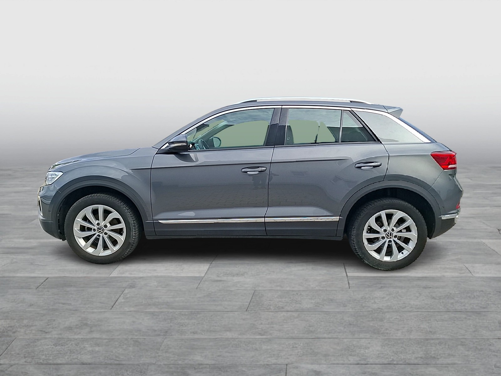 Fahrzeugabbildung Volkswagen T-Roc TSI Style DSG LEDplus Navi AID ACC RFK SH