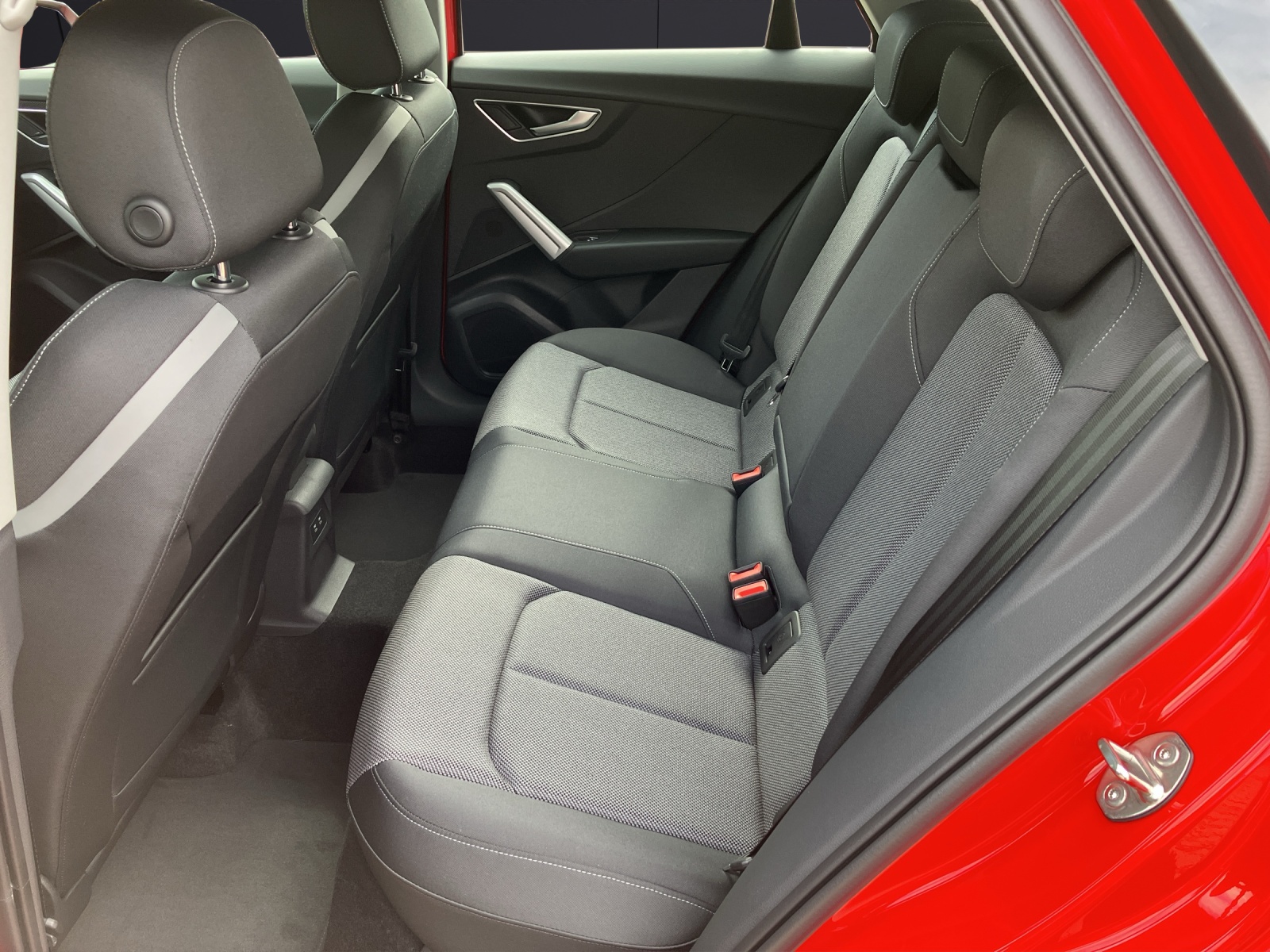 Fahrzeugabbildung Audi Q2 35 TFSI advanced, MatrixLED, virtual cockpit plus