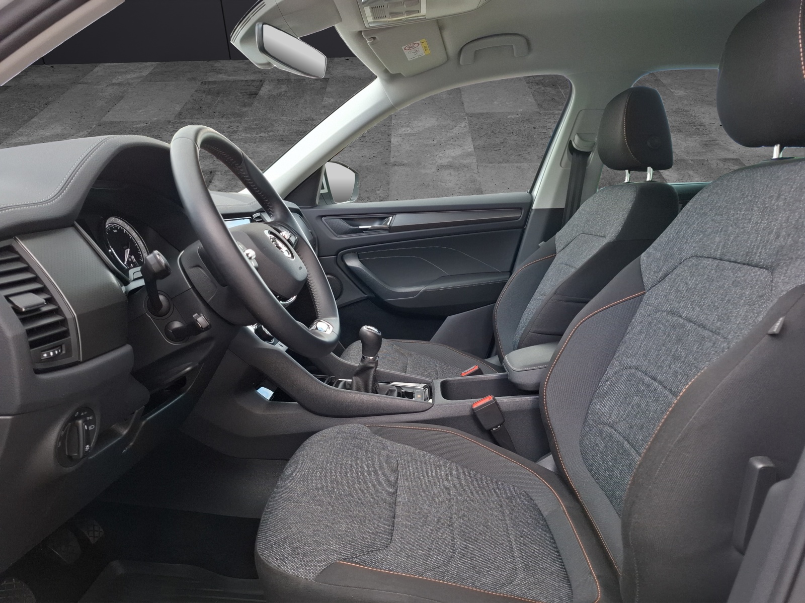 Fahrzeugabbildung SKODA Kodiaq TSI Clever Matrix AHK Navi ACC RFK SH 19