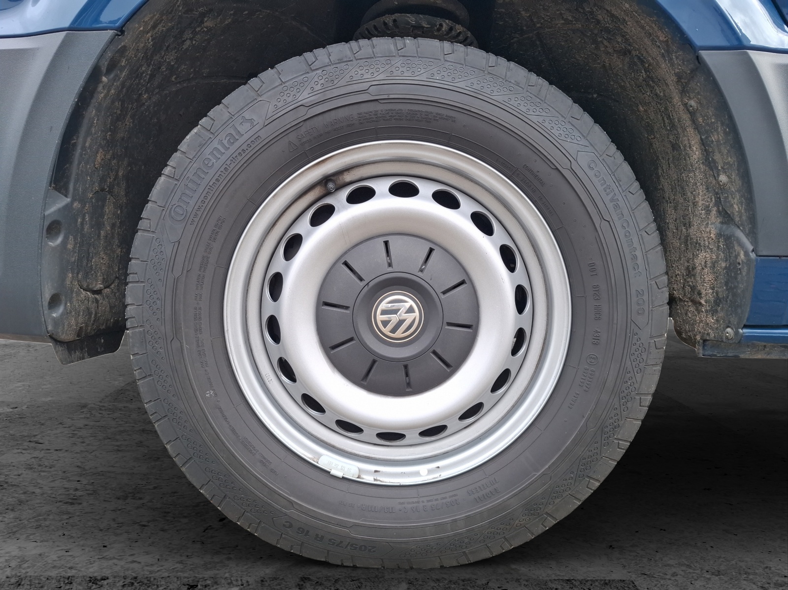 Fahrzeugabbildung Volkswagen Crafter Kasten 35 MR HD DSG LED NAVI KLIMA ACC PDC SHZ