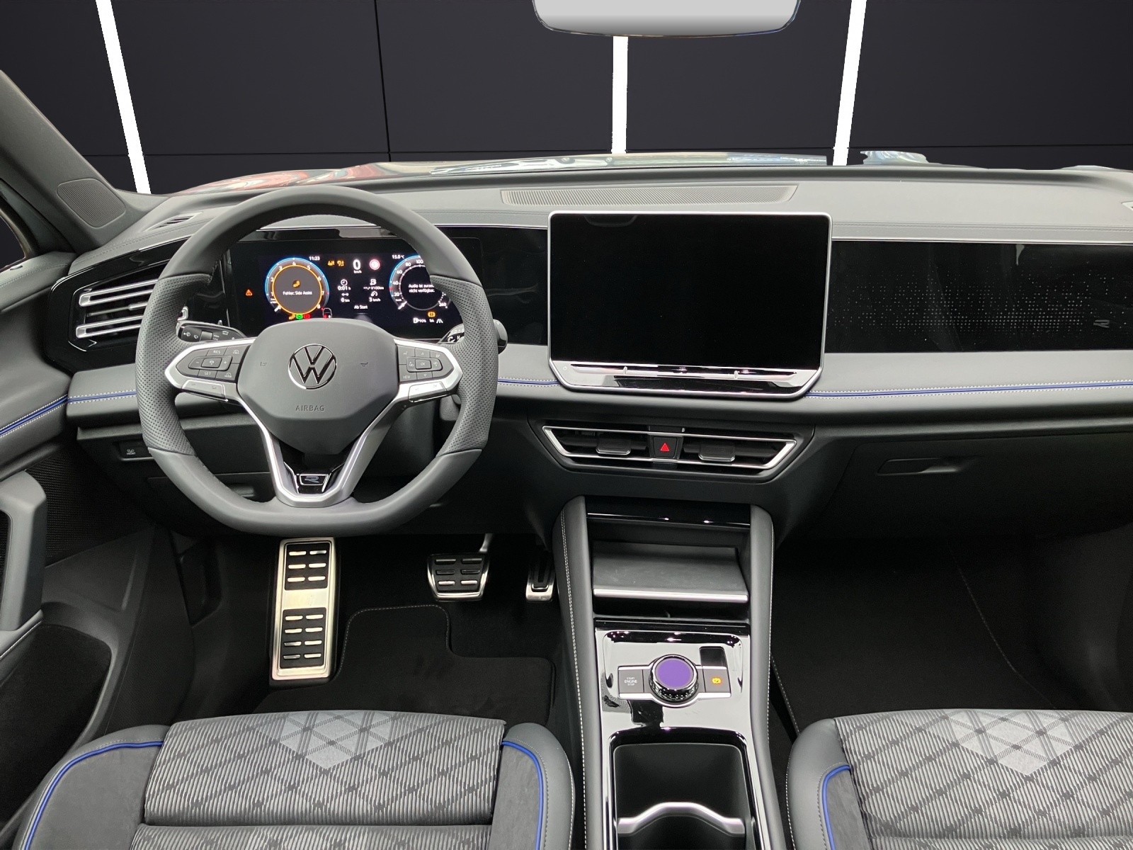 Fahrzeugabbildung Volkswagen Tiguan R-Line Black-Style AHK NAVI