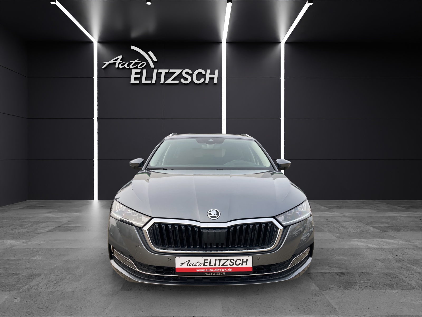 Fahrzeugabbildung SKODA Octavia Combi TDI Style DSG LED ACC HuD NAVI RFK SHZ LM