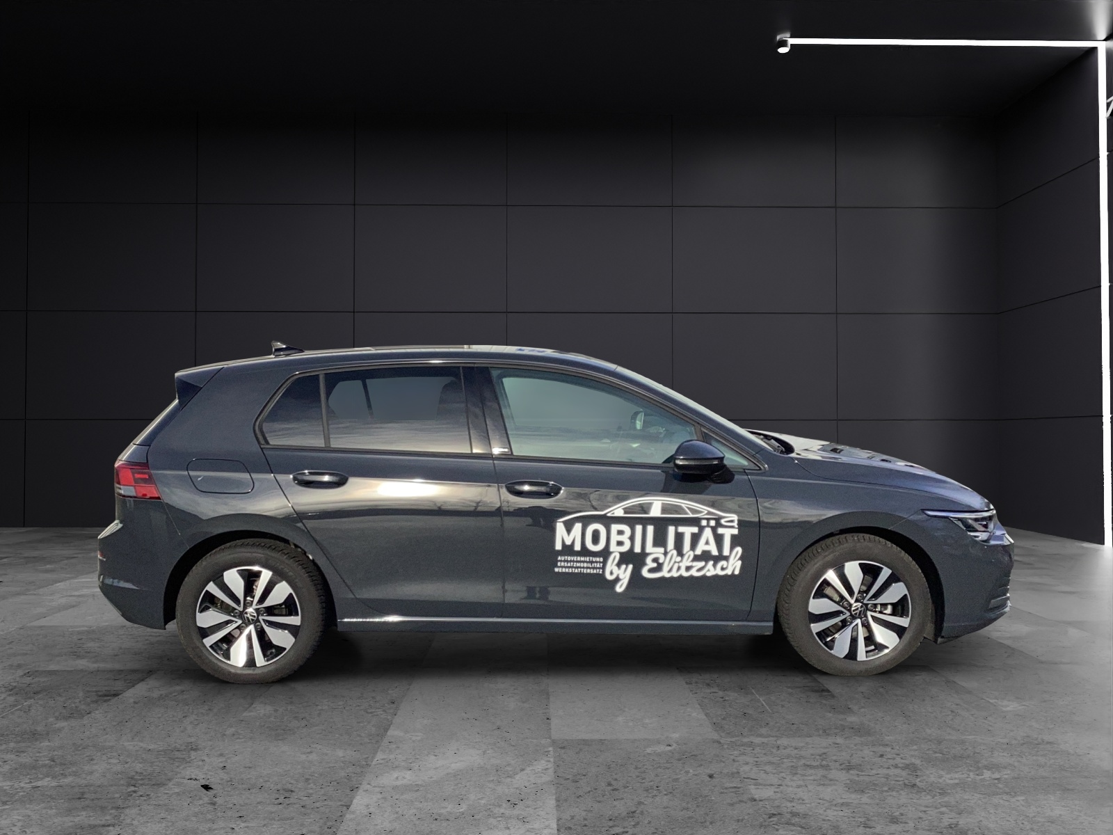 Fahrzeugabbildung Volkswagen Golf VIII 1.0 TSI Move LED RFK Lane-Assist AppCon SH