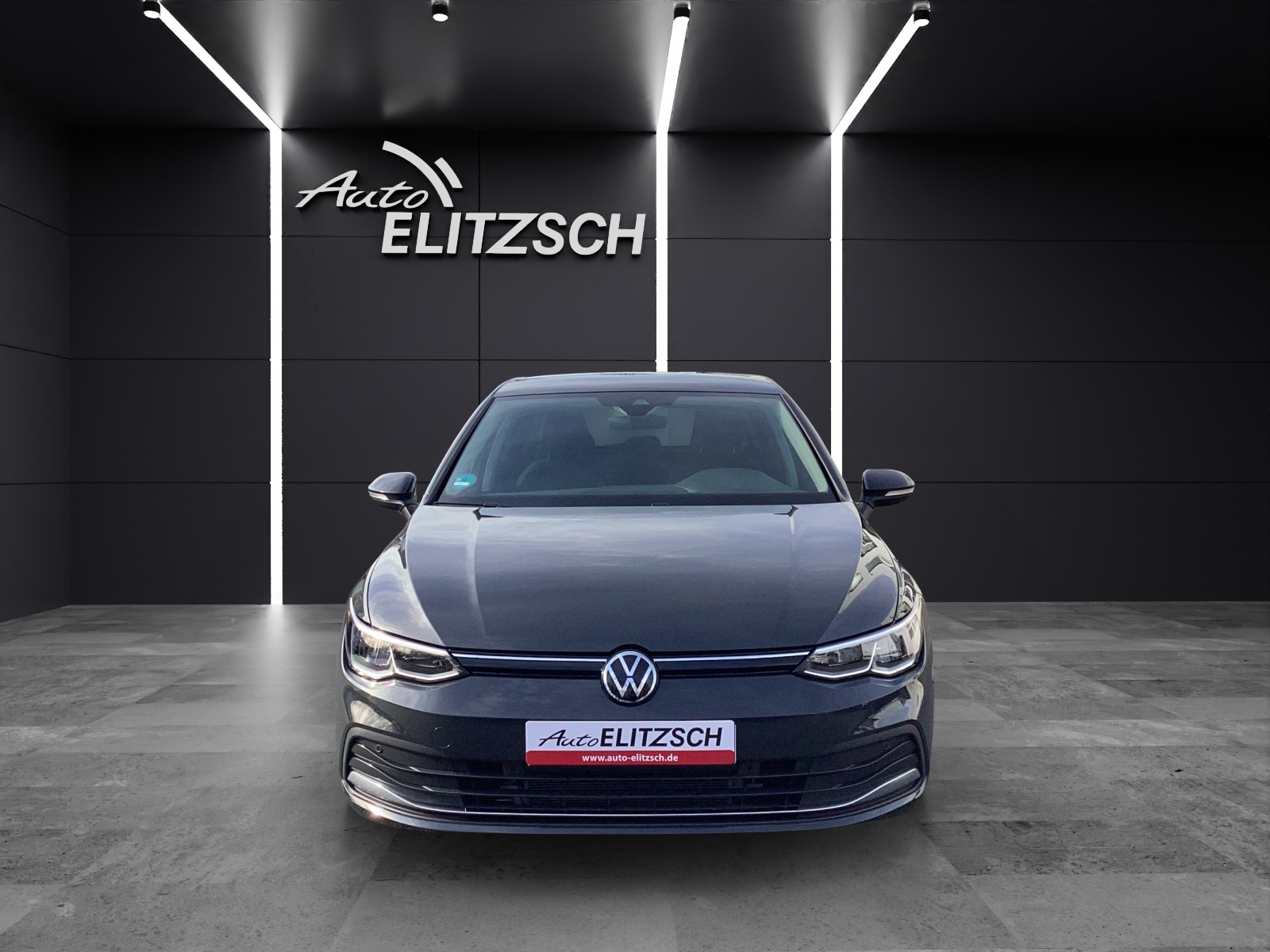 Fahrzeugabbildung Volkswagen Golf VIII 1.0 TSI Move LED RFK Lane-Assist AppCon SH