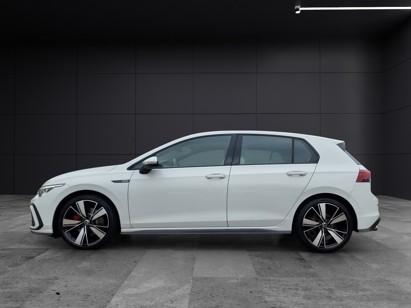 Fahrzeugabbildung Volkswagen Golf VIII GTD Business DSG LED+ ACC 18