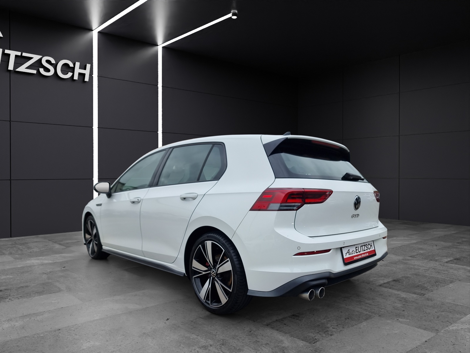 Fahrzeugabbildung Volkswagen Golf VIII GTD Business DSG LED+ ACC 18