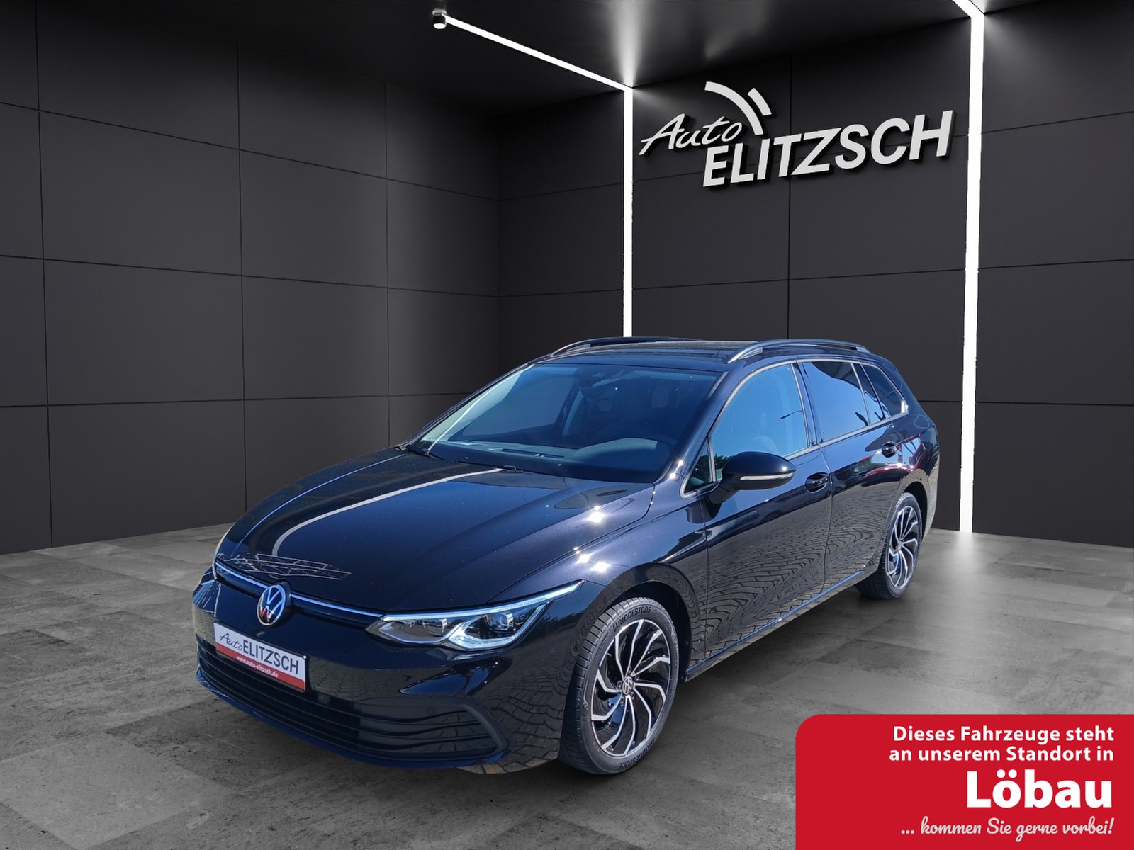 Volkswagen Golf VIII Variant TSI Life Matrix AHK Navi AID ACC PDC SH LM