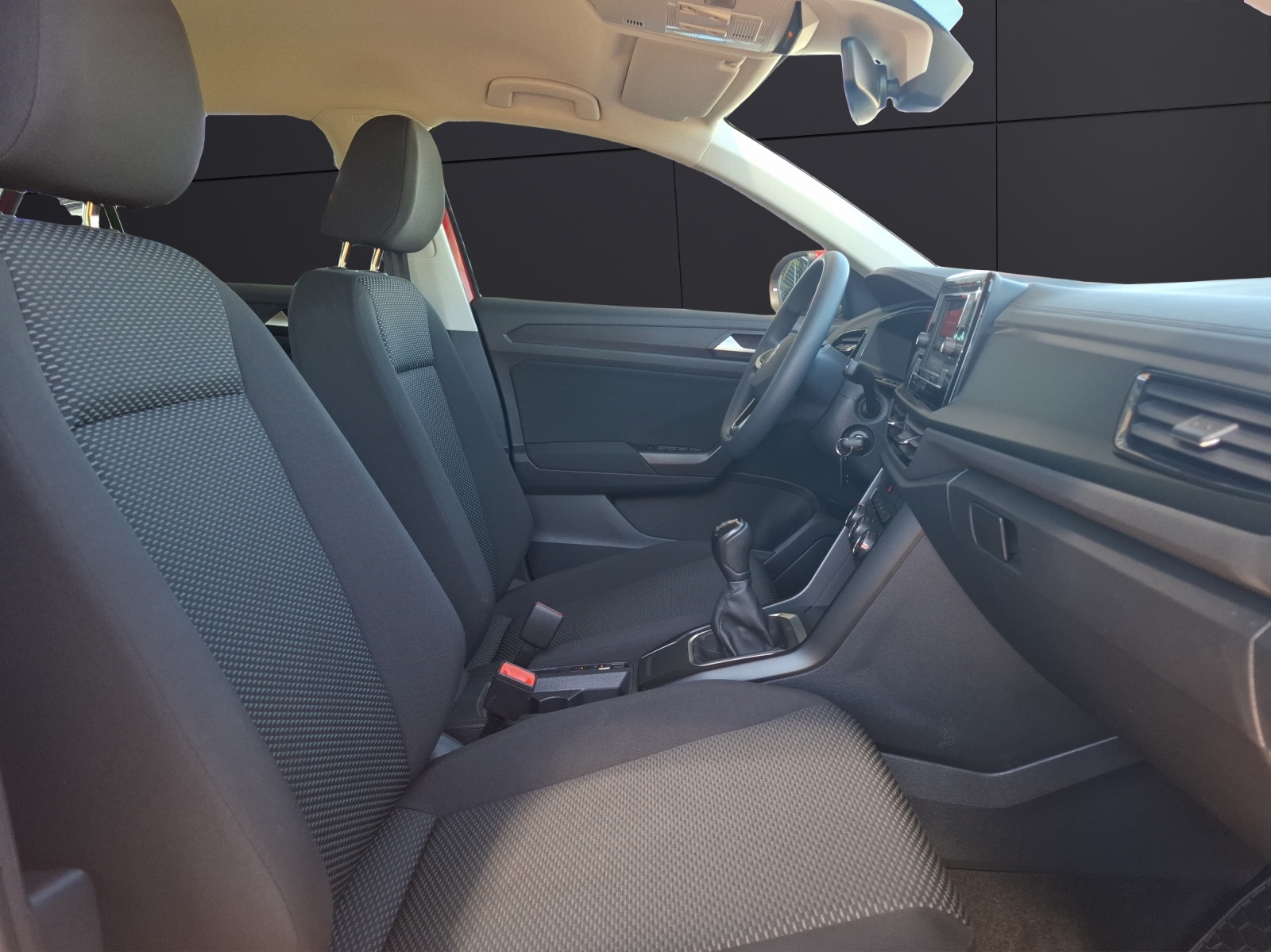Fahrzeugabbildung Volkswagen T-Roc TSI LED AHK AID LANE Assist