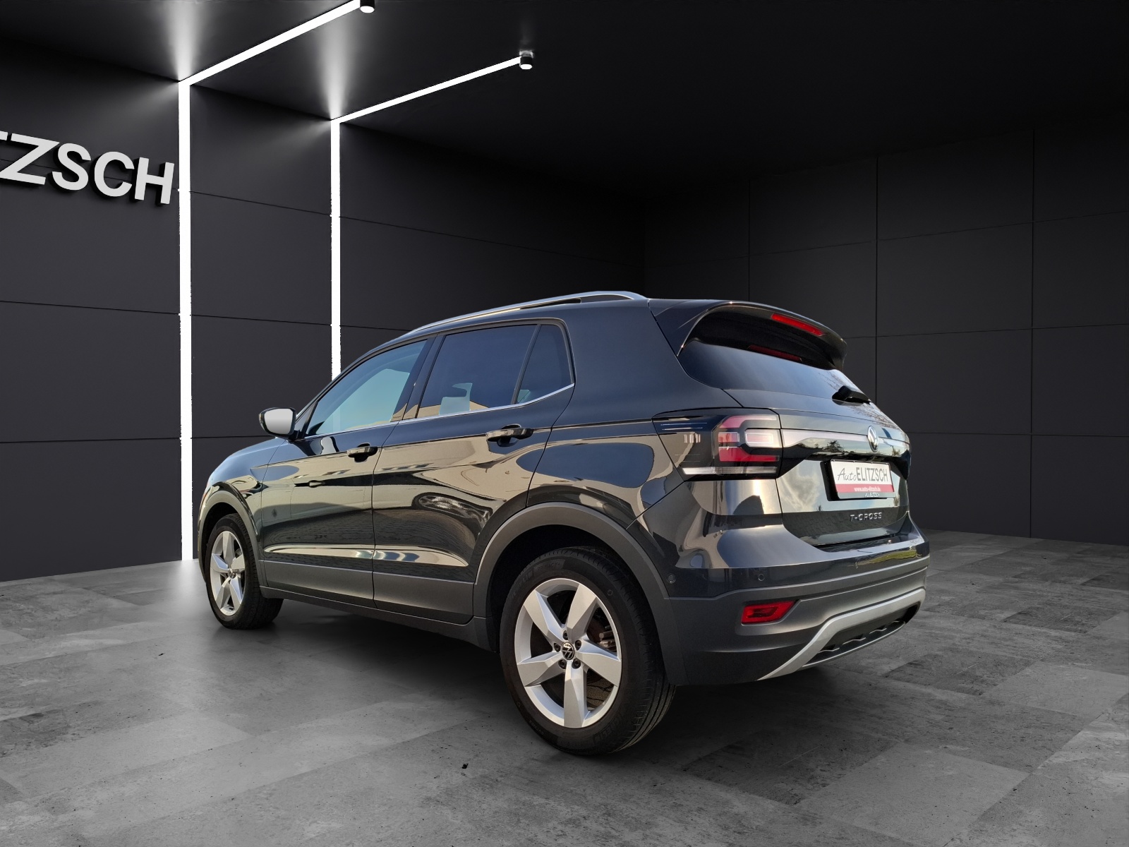 Fahrzeugabbildung Volkswagen T-Cross TSI Style DSG LED AID ACC Park-Assist SH LM