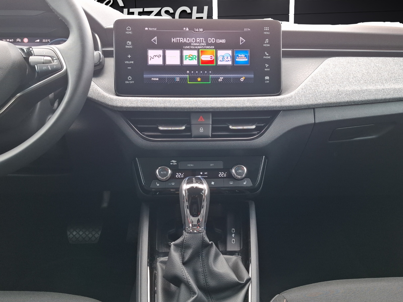 Fahrzeugabbildung SKODA Kamiq TSI Selection DSG LED Navi AID ACC RFK SHZ