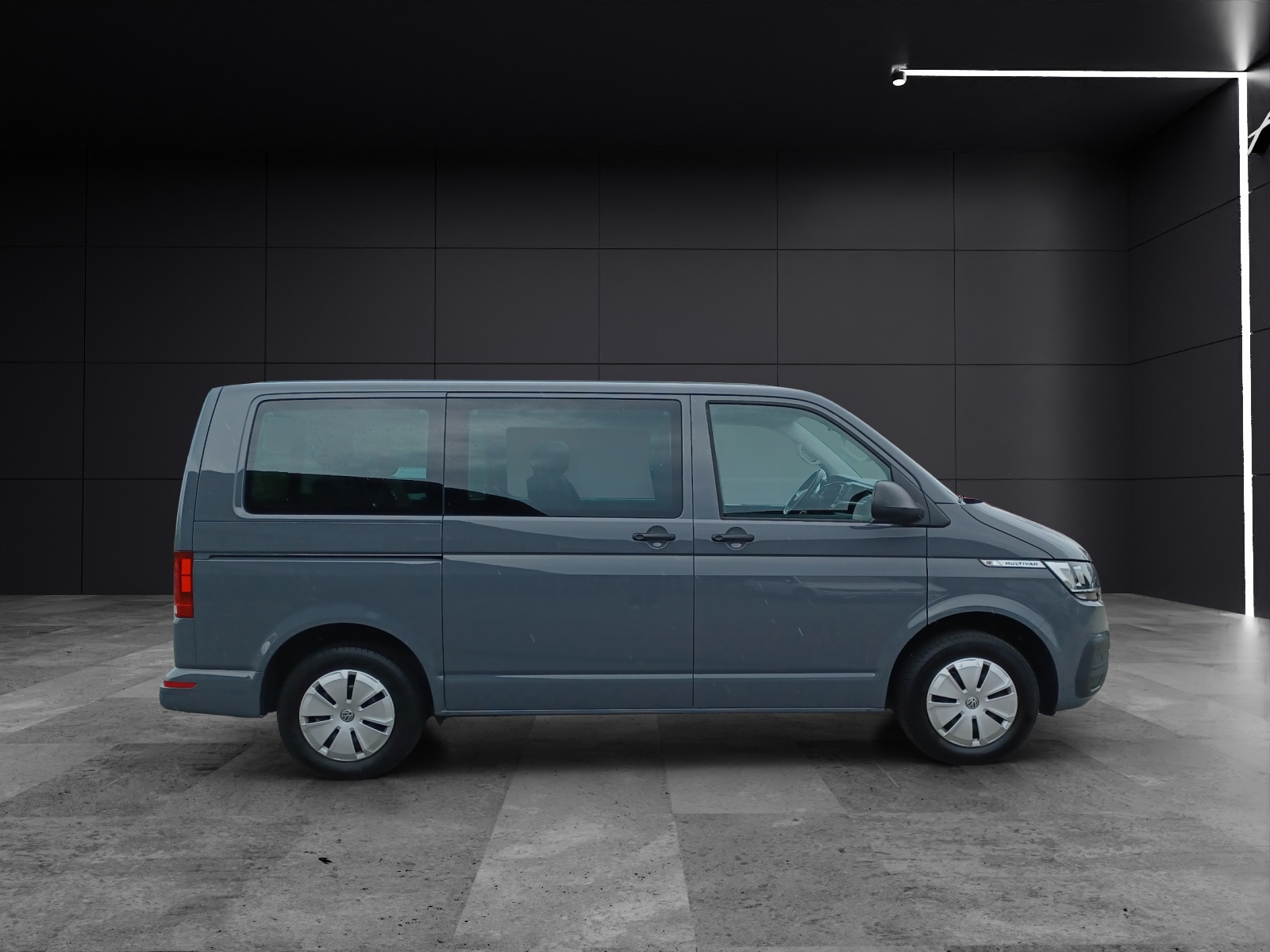 Fahrzeugabbildung Volkswagen T6 Multivan T6.1 TDI Family KLIMA VORB. AHK PDC DAB