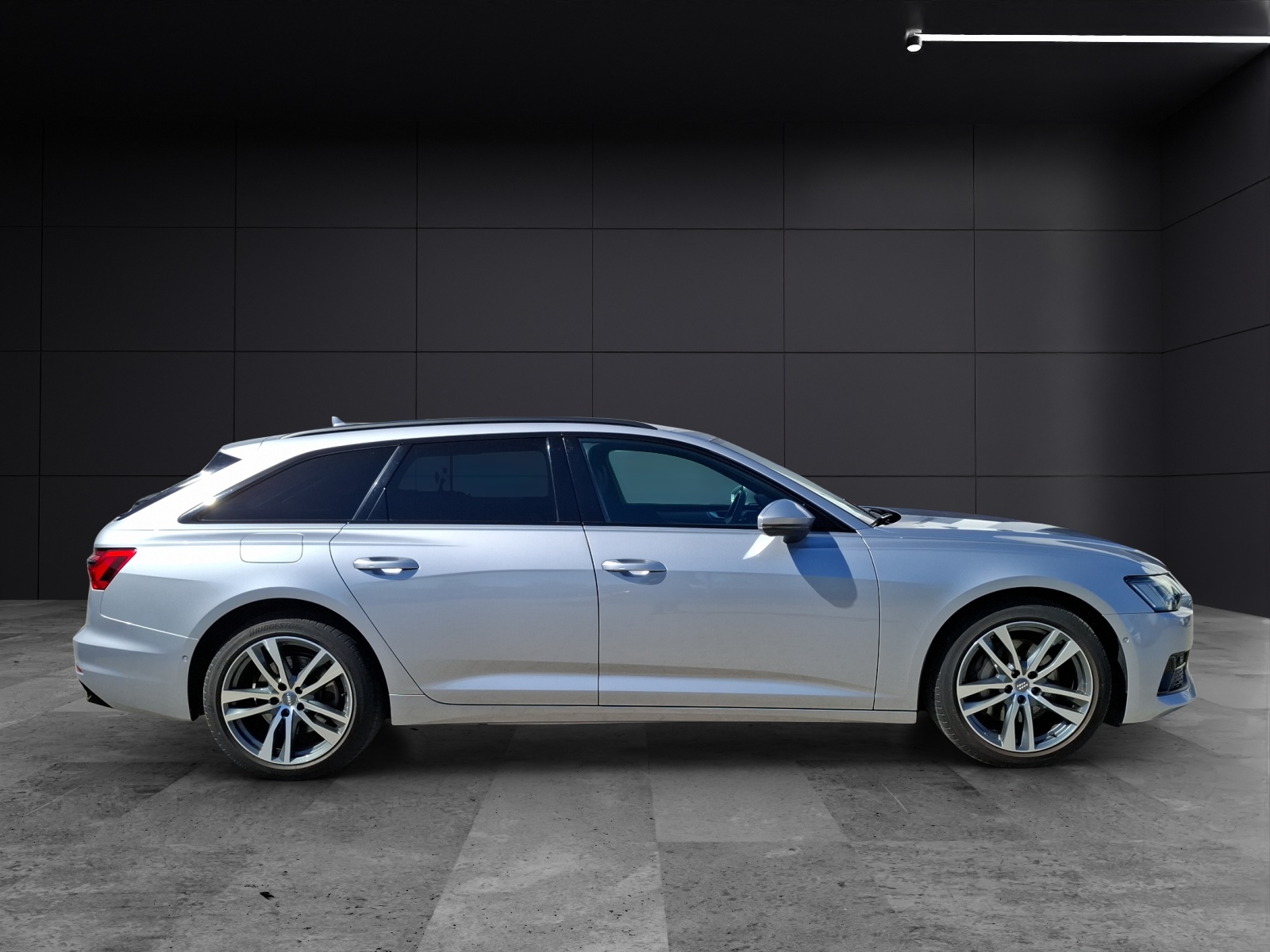 Fahrzeugabbildung Audi A6 Avant 50 TDI sport quattro Matrix Navi AVC ACC SH 19