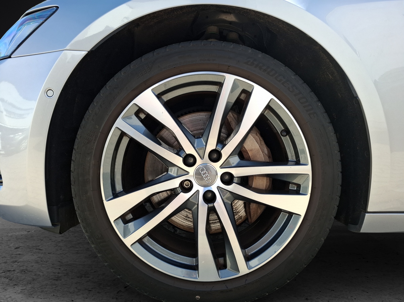 Fahrzeugabbildung Audi A6 Avant 50 TDI sport quattro Matrix Navi AVC ACC SH 19