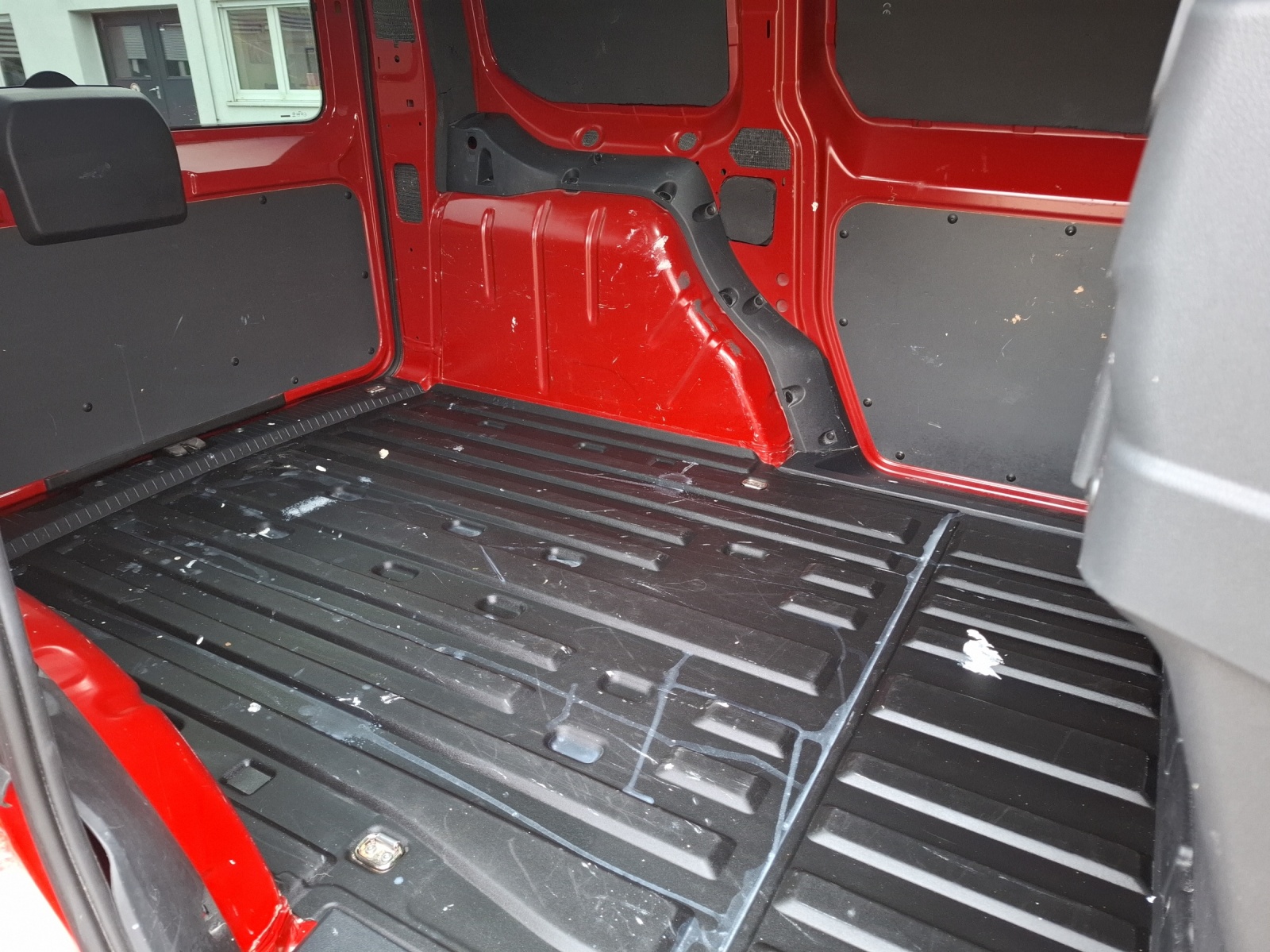 Fahrzeugabbildung Volkswagen Caddy Kasten TDI LED Navi AID PDC SH